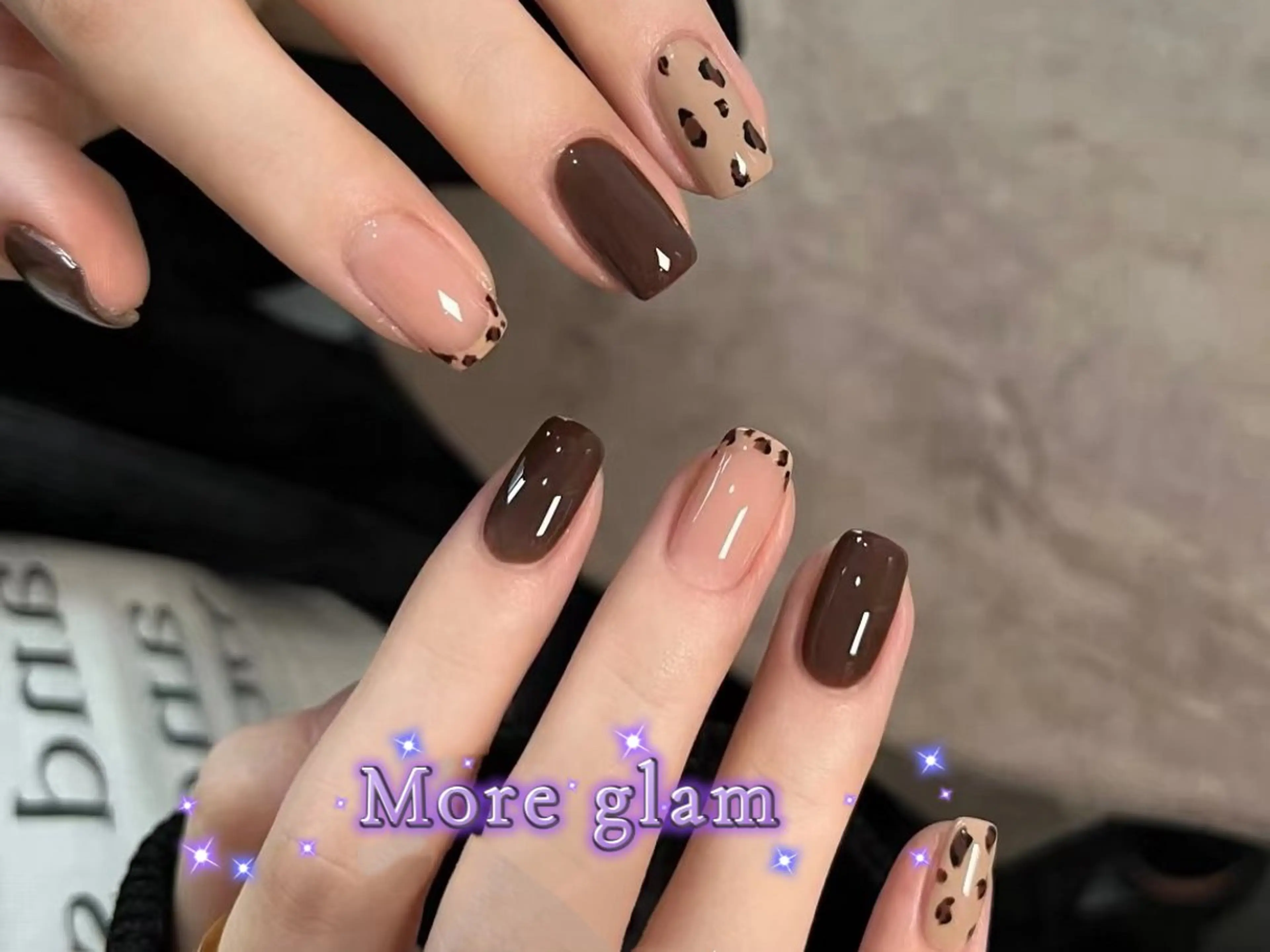 ネイル べっ甲ネイル ボルドー ブラウン ハロウィン ハンドネイル More Glam 池袋東口店のネイルデザイン