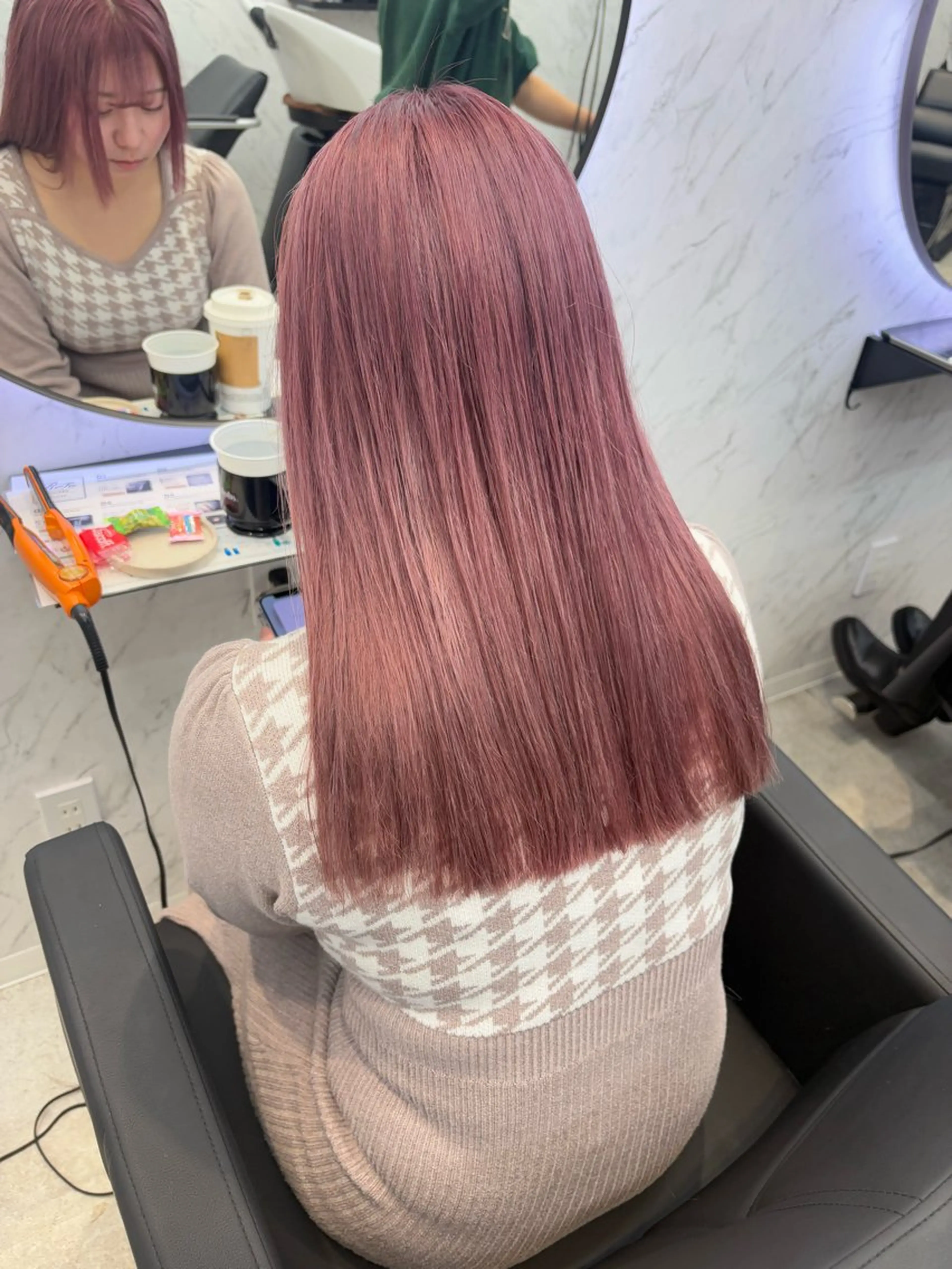 ロング カラー ベージュカラー ピンクカラー ピンクベージュ ヘアカラー hair salon dot. mooda 韓国風サロン 町田店所属・韓国風ヘア🎀🩶 /♡𝓝𝓸𝓪♡のヘアスタイル