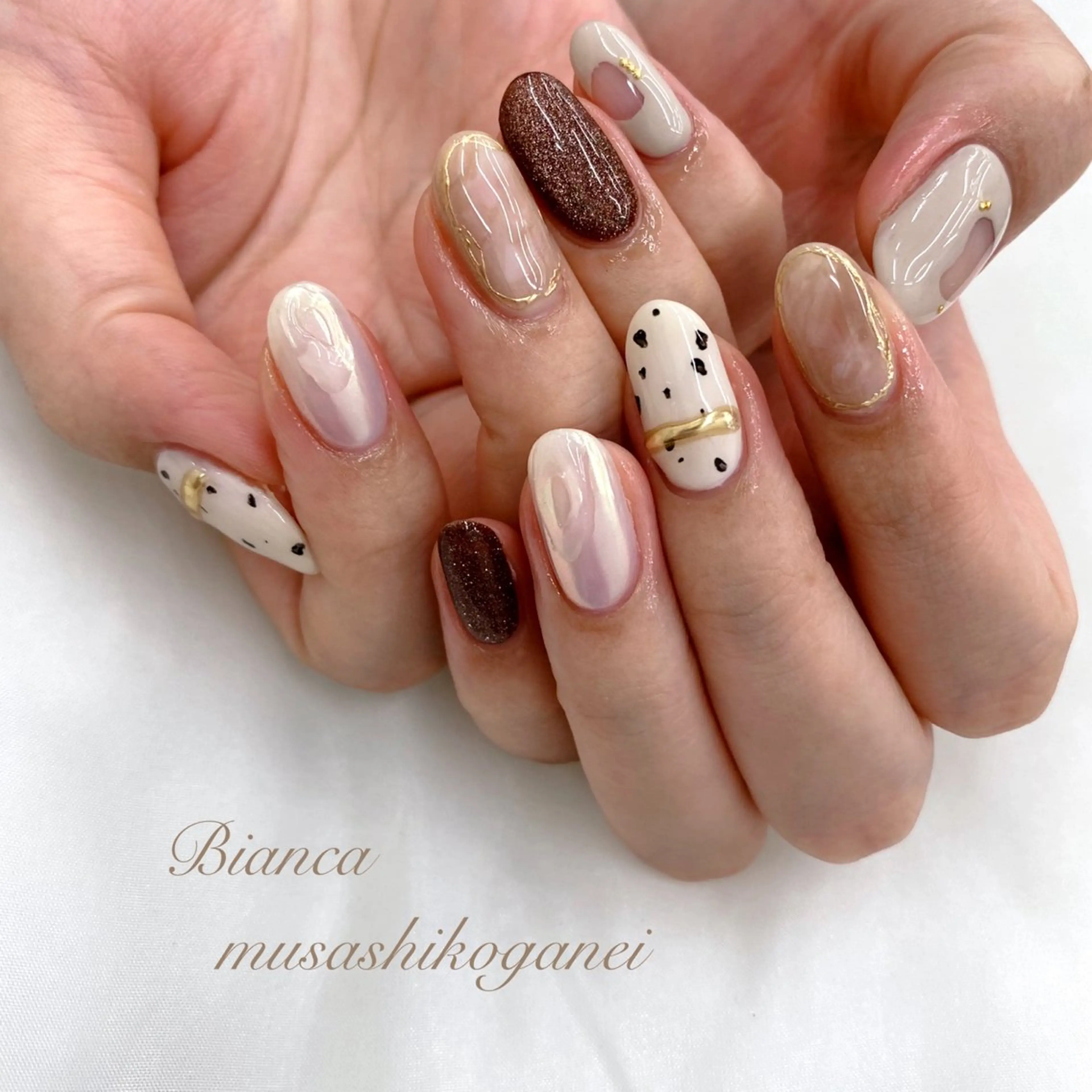 ネイル オーロラネイル マグネットネイル ニュアンスネイル ハンドネイル Bianca 武蔵小金井　しぎはらのネイルデザイン