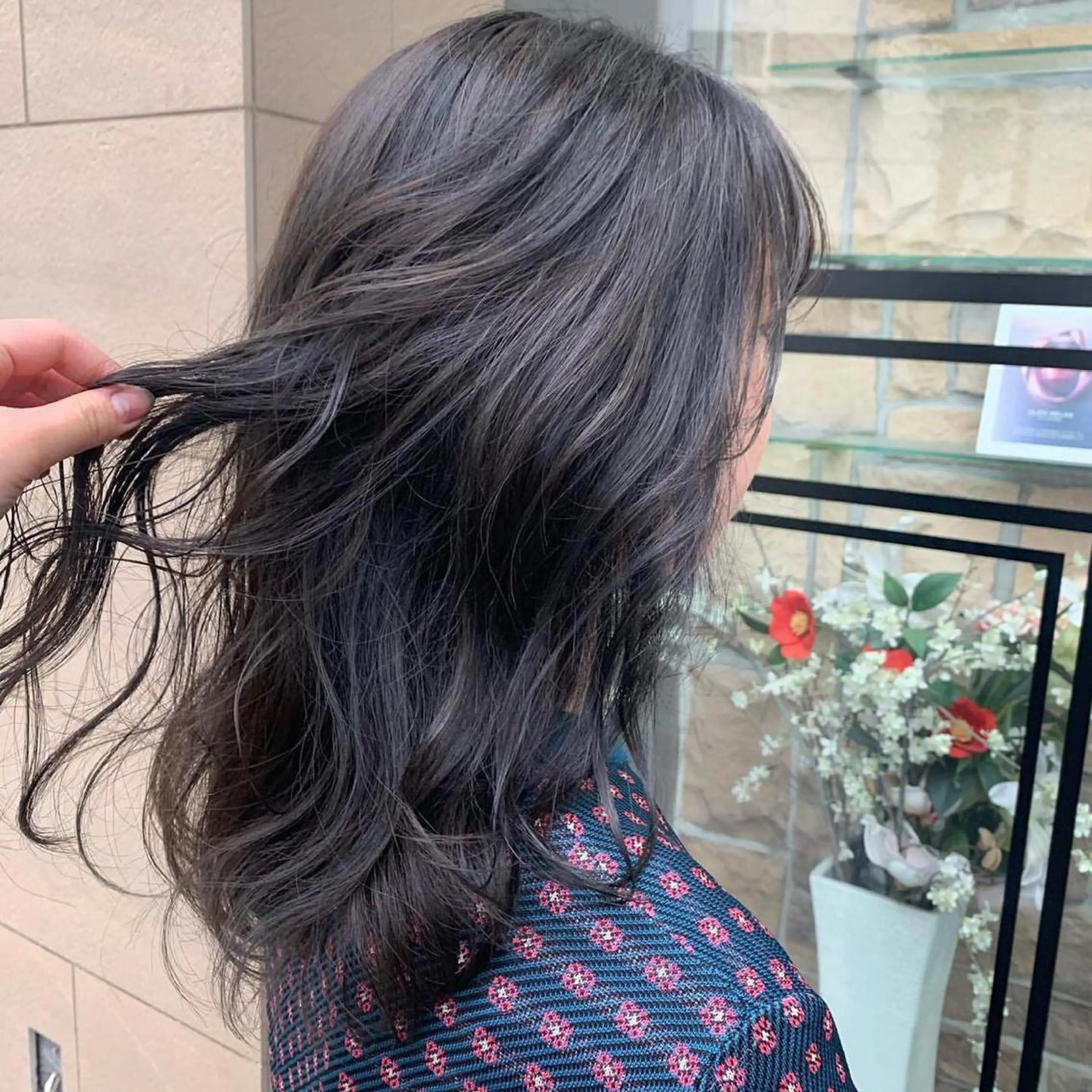 セミロング カラー ダウンパーマ🇰🇷 毛流れパーマ【かな】のヘアスタイル