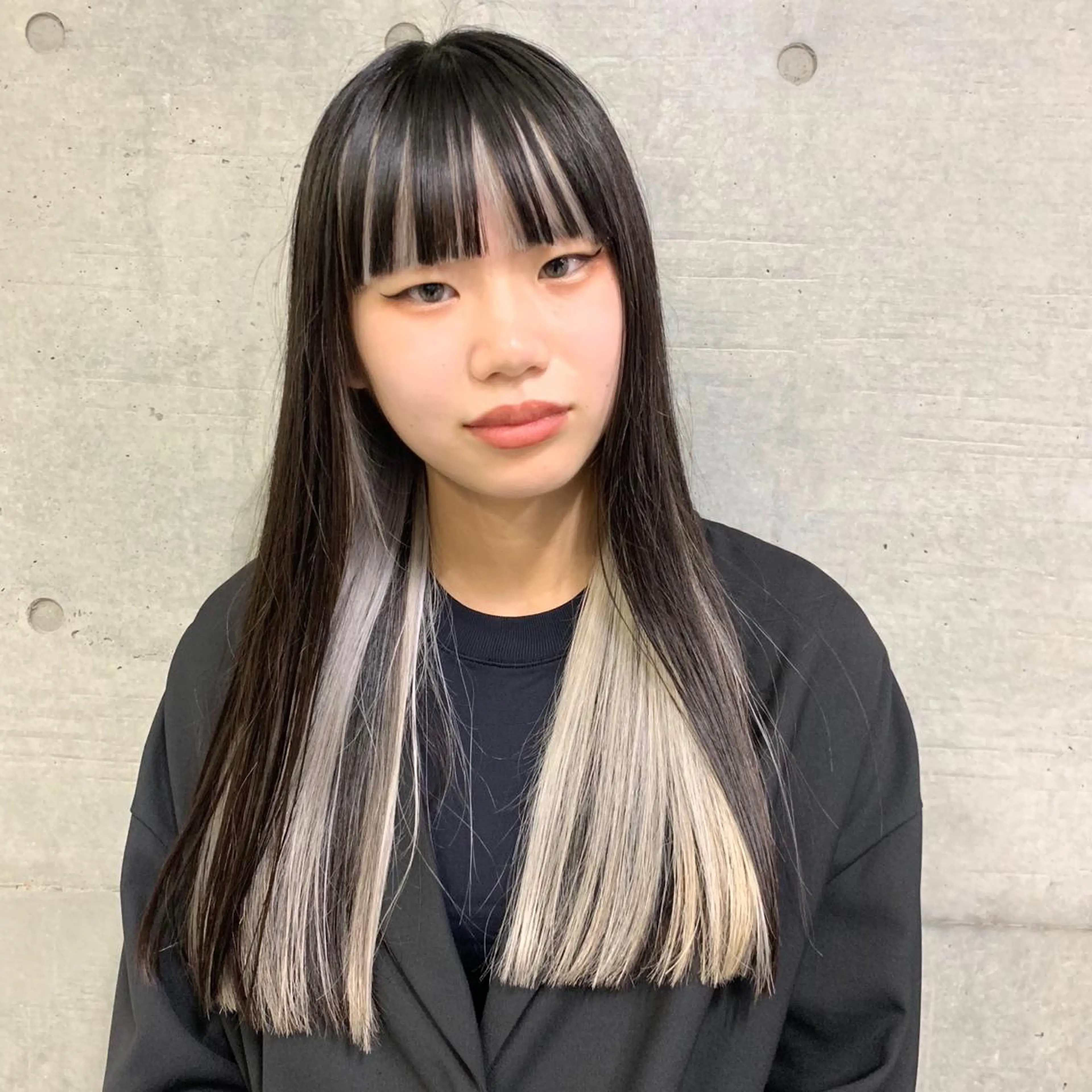ロング カラー ブリーチ ケアブリーチ ダブルカラー グラデーションカラー インナーカラー THE./ブリーチ 透感カラー/髪質改善のヘアスタイル