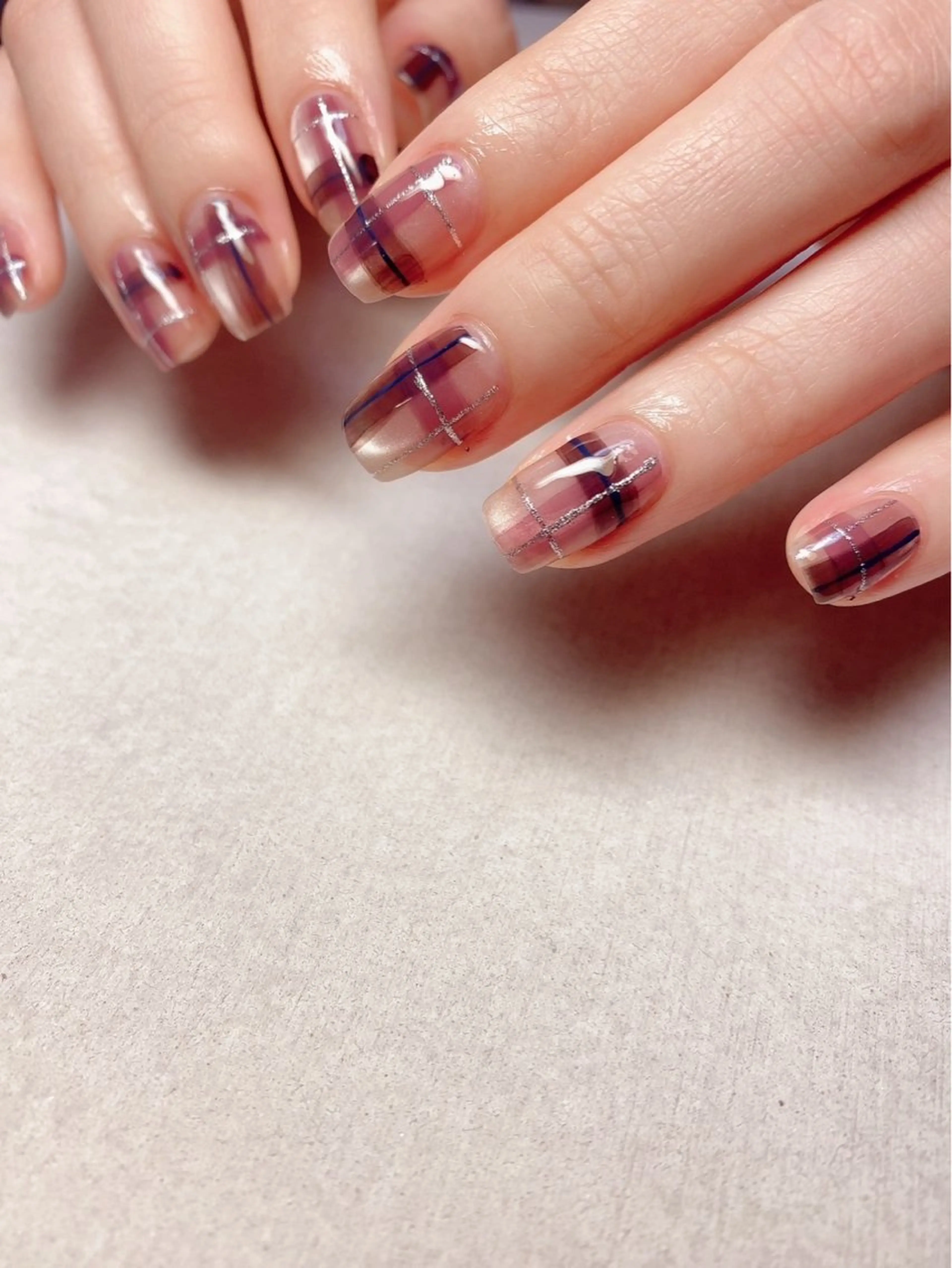 ネイル 氷ネイル・うるうるネイル マグネットネイル ワンカラーネイル ストーンネイル 冬ネイル irooo 21のネイルデザイン