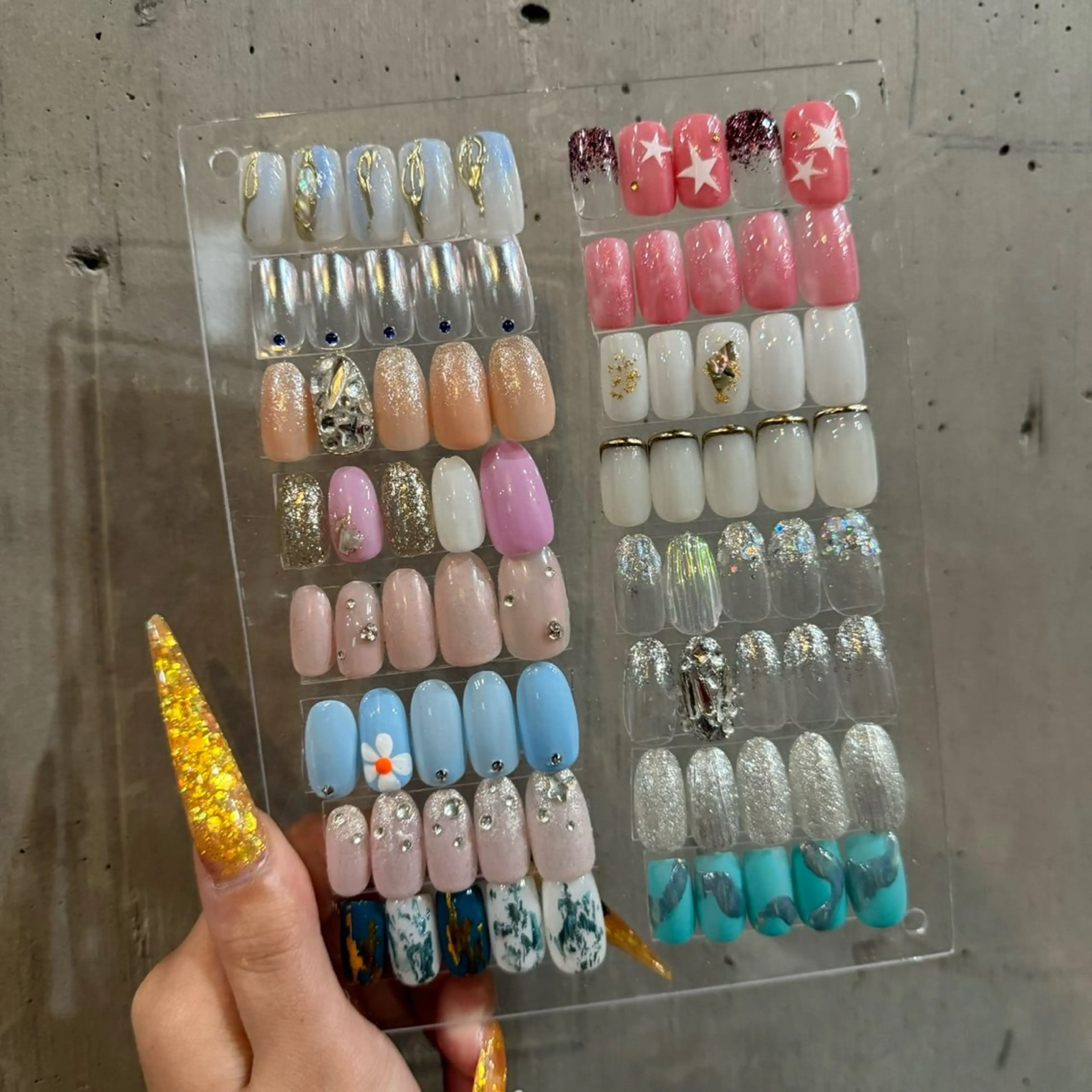 ネイル IROHA NAIL Mihoのネイルデザイン