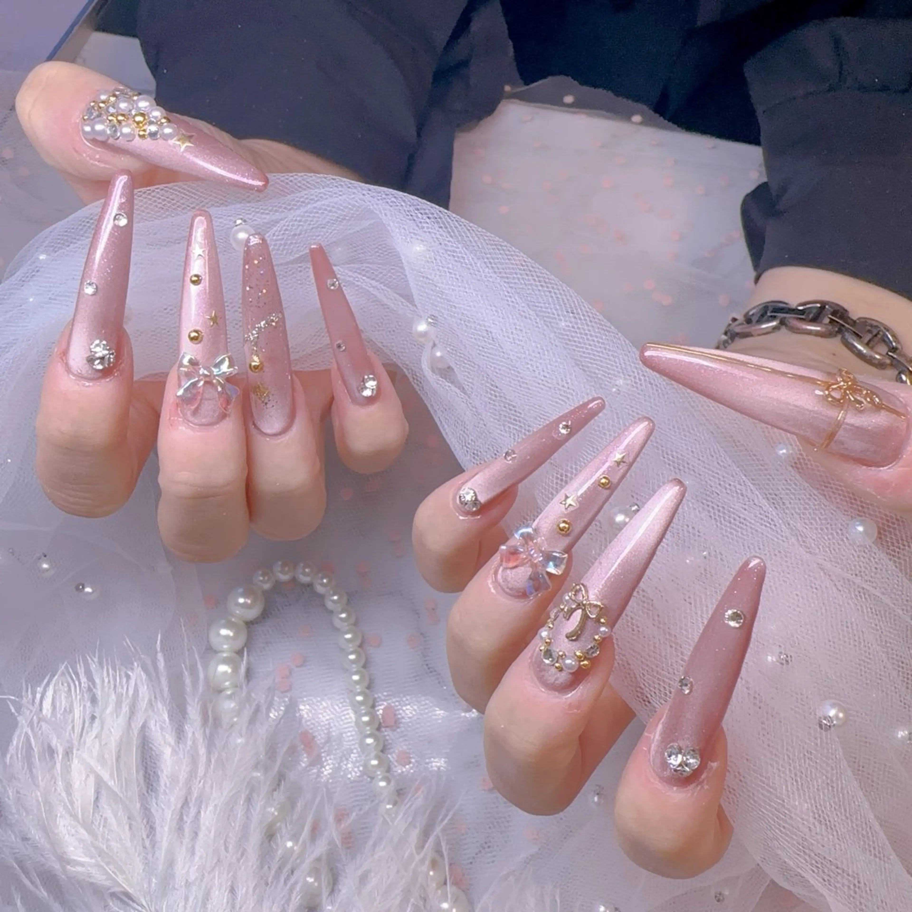 ネイル オーロラネイル フットネイル 韓国ネイル ラメ(グリッター) ラメグラデーション ハンドネイル Belle nail salon 新小岩のネイルデザイン