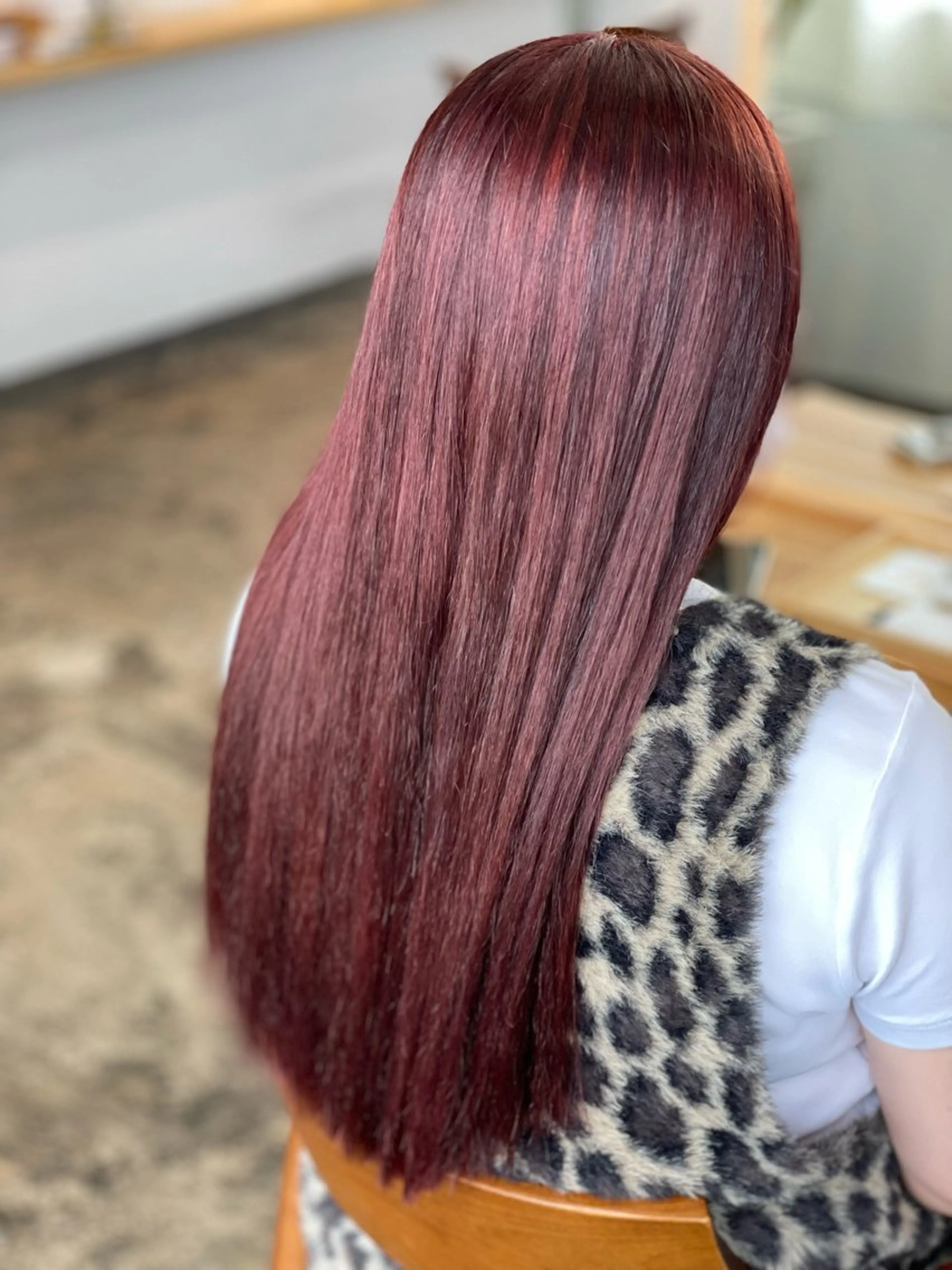 ロング カラー ブリーチ ダブルカラー レッドカラー カット ヘアカラー sai トータルビューティーサロン所属・sai  塩﨑 咲妃のヘアスタイル