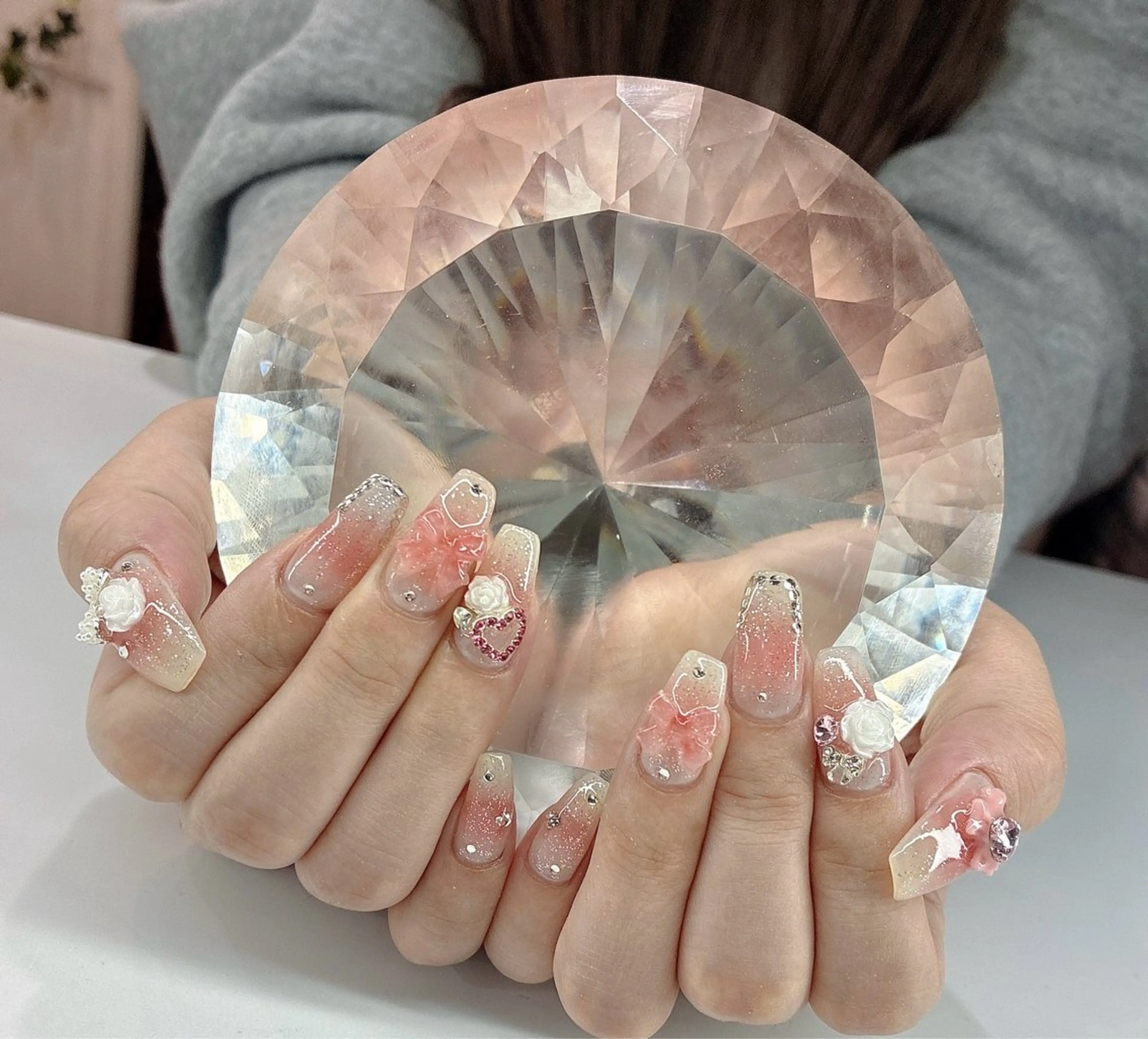 ネイル ハンドネイル LoaChaton kaeのネイルデザイン