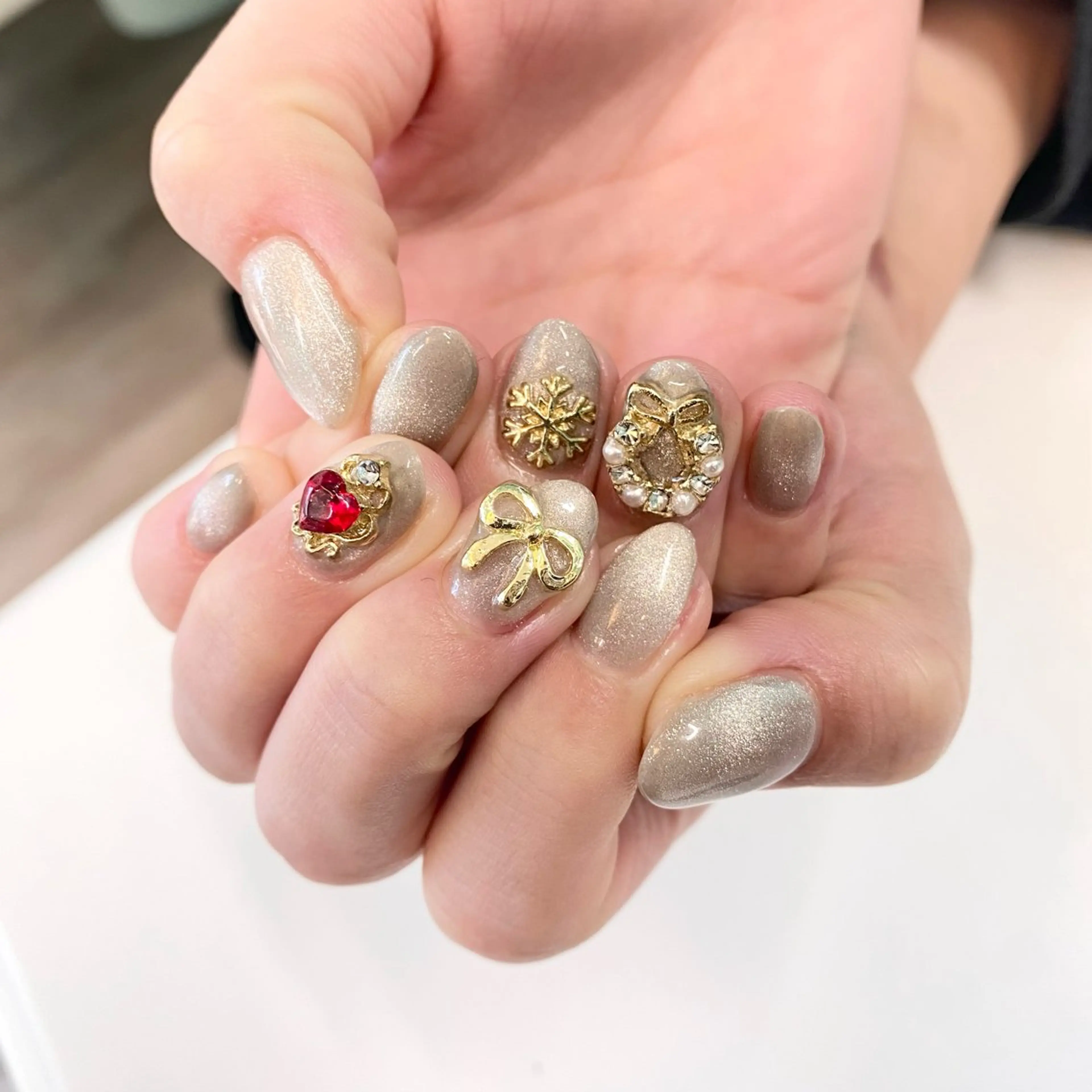 ネイル ハンドネイル Kira-ra所属・Kira-ra💎 KIRARIのネイルデザイン