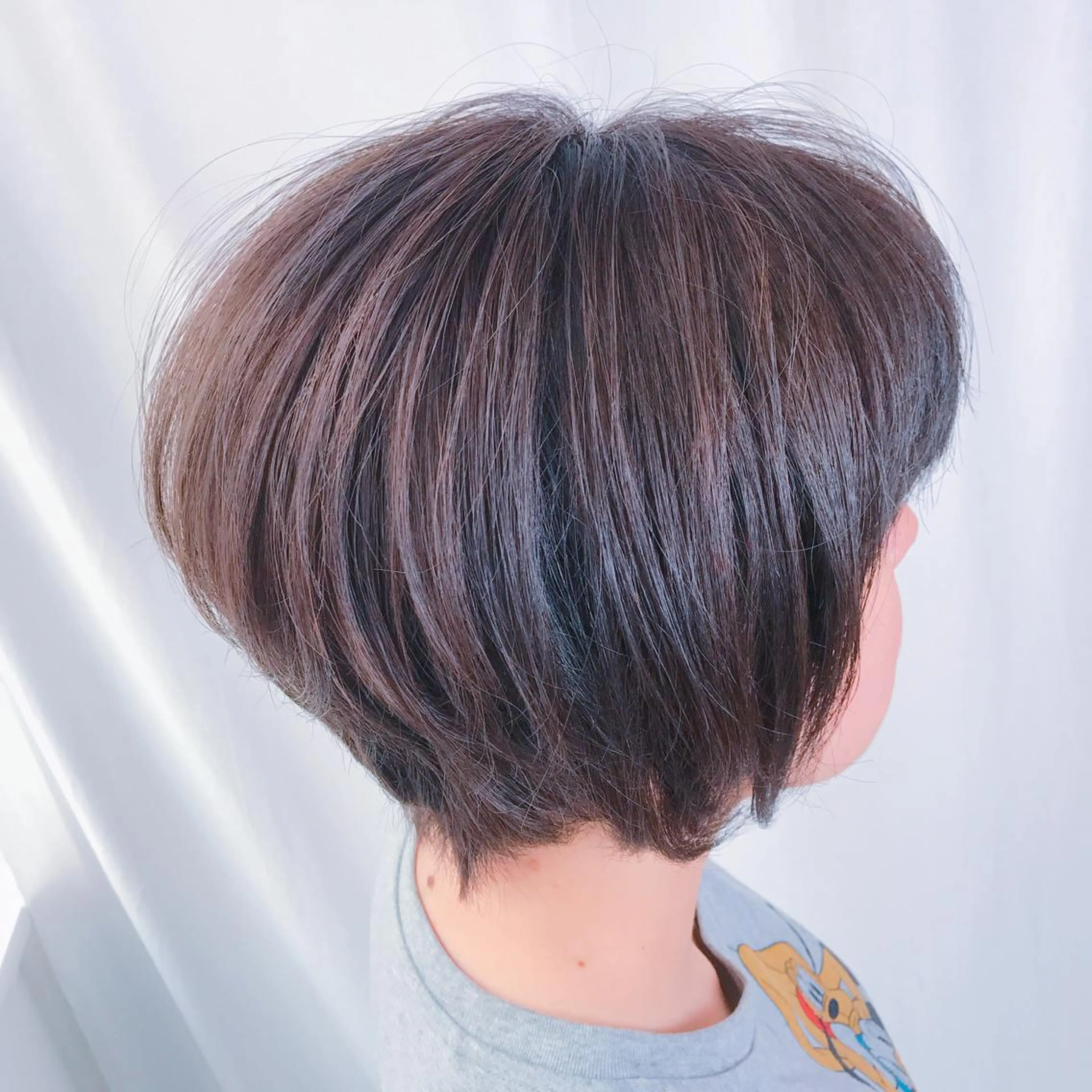 ショート カラー グレージュ イルミナカラー トリートメント 🌈限定価格🌈 鈴木　瑛輔のヘアスタイル