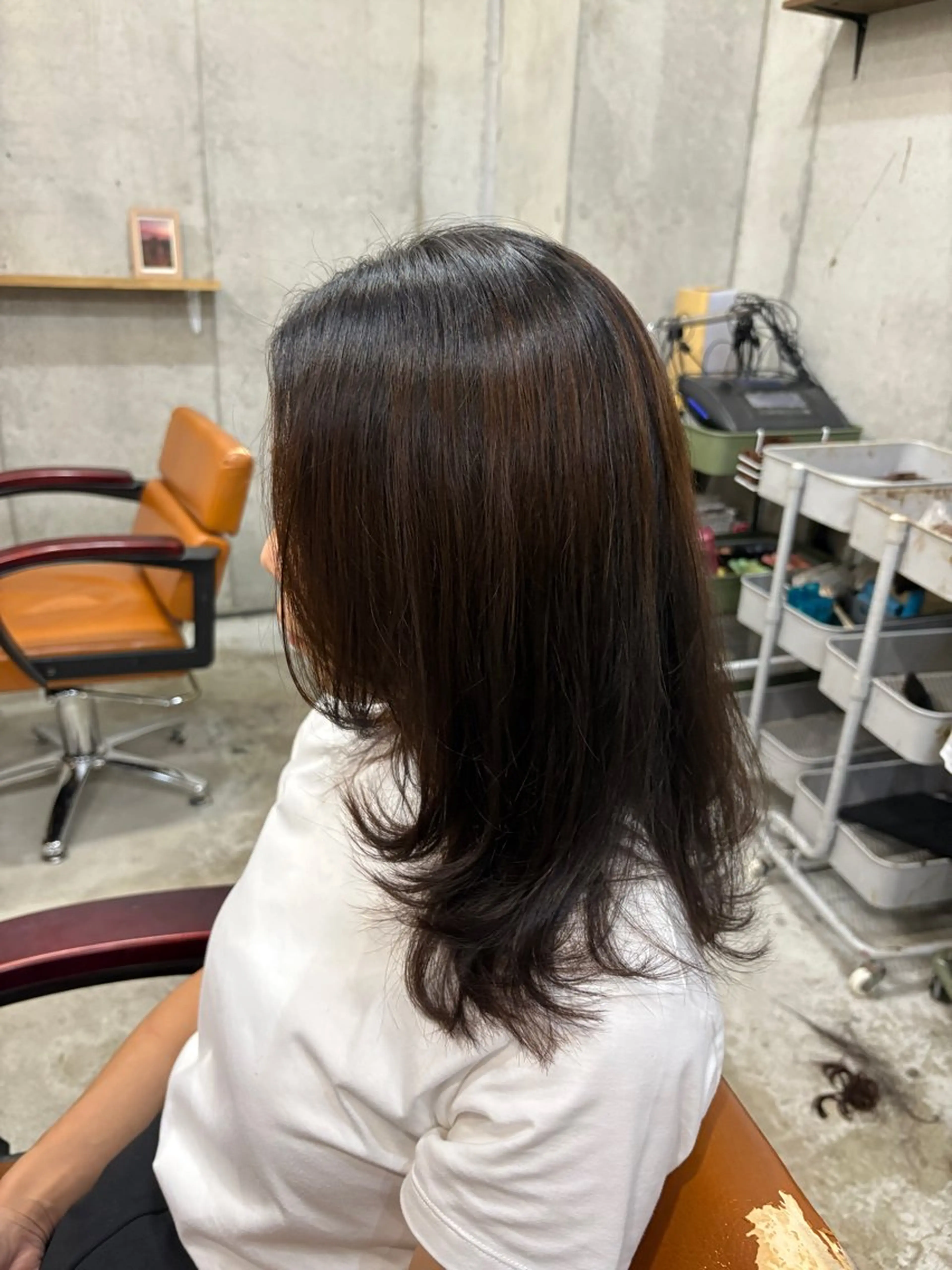 ミディアム ミディアムレイヤー レイヤーカット カット ヘアカラー Trip 香椎所属・Yukino/ 透明カラーのヘアスタイル