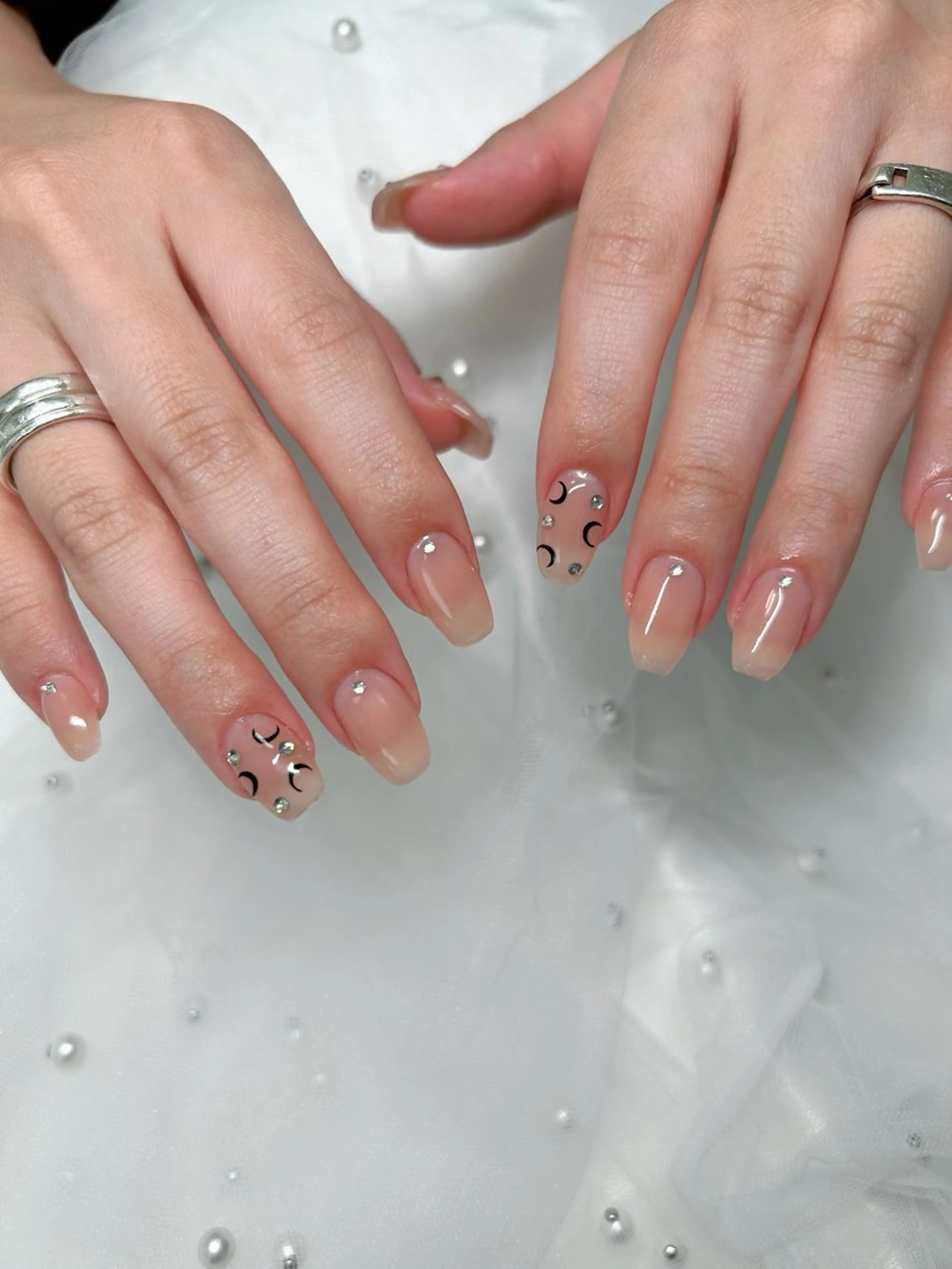 ネイル アートネイル フットネイル フレンチネイル ジェルネイル マグネットネイル フットネイル n.bebe nail所属・N. bebeのネイルデザイン