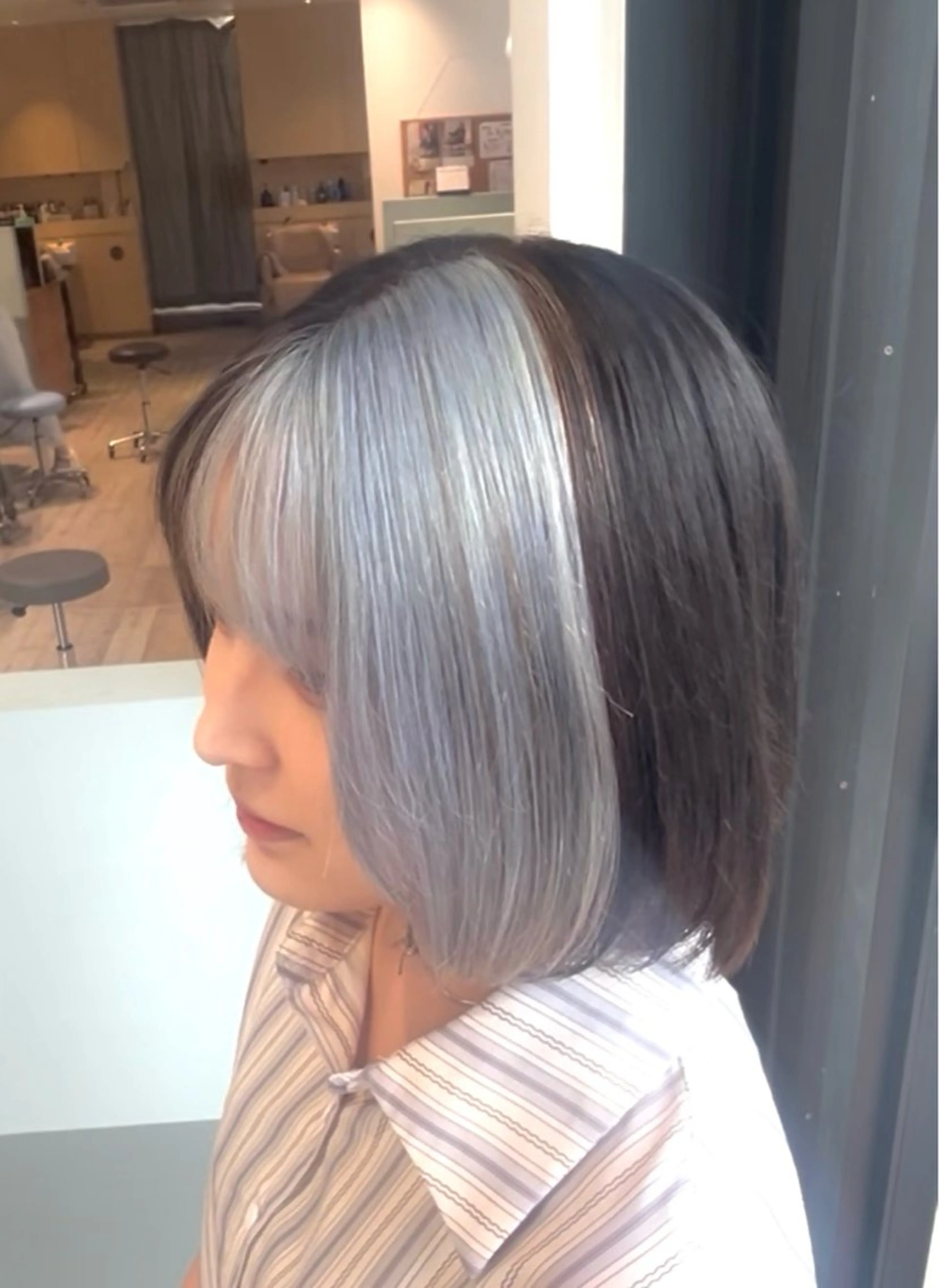 ショート カラー ハイトーン、カラー 特化⟡.·すわ☁️のヘアスタイル