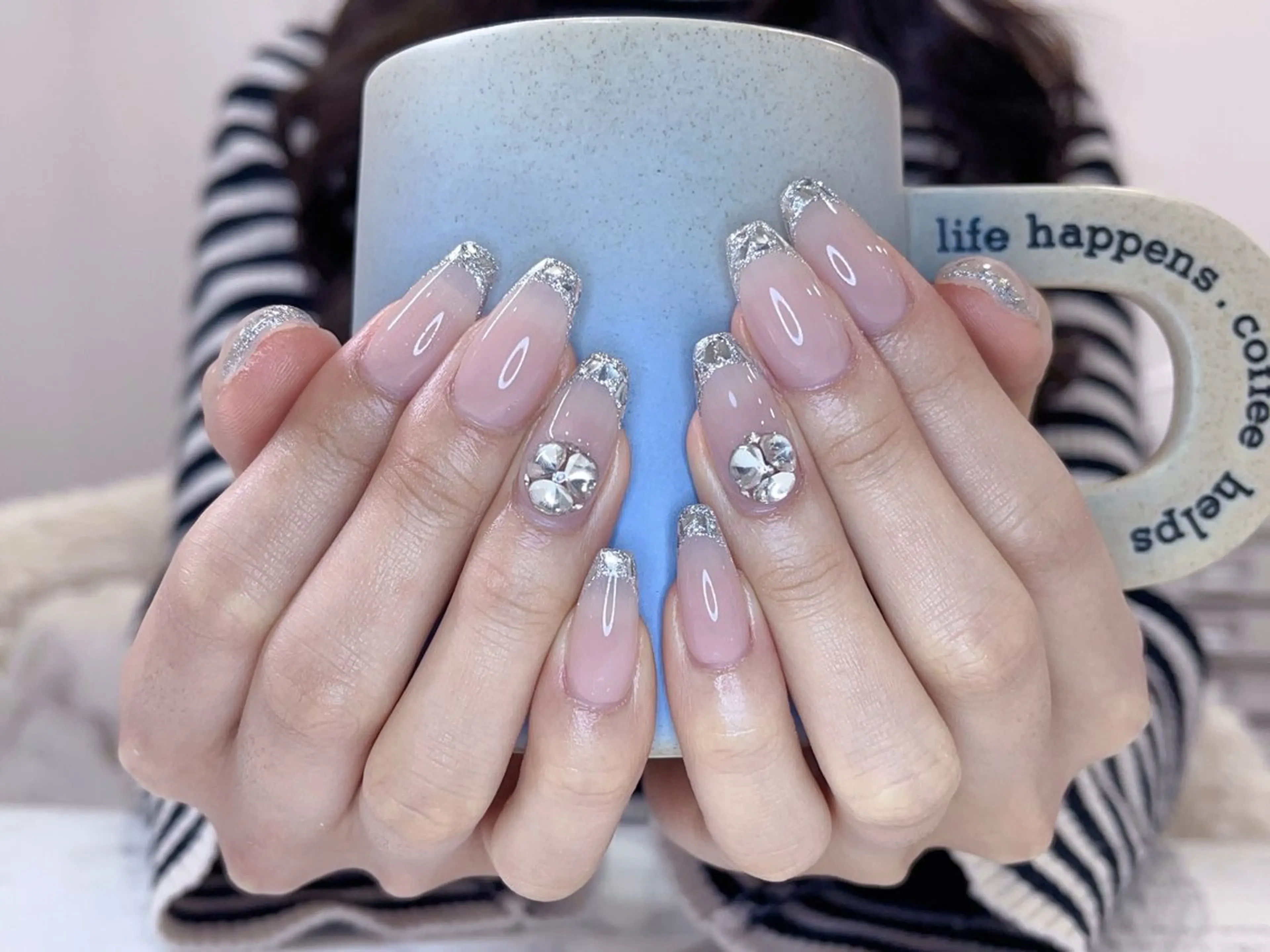ネイル ストーンネイル Nail Salon KINA 心斎橋店のネイルデザイン