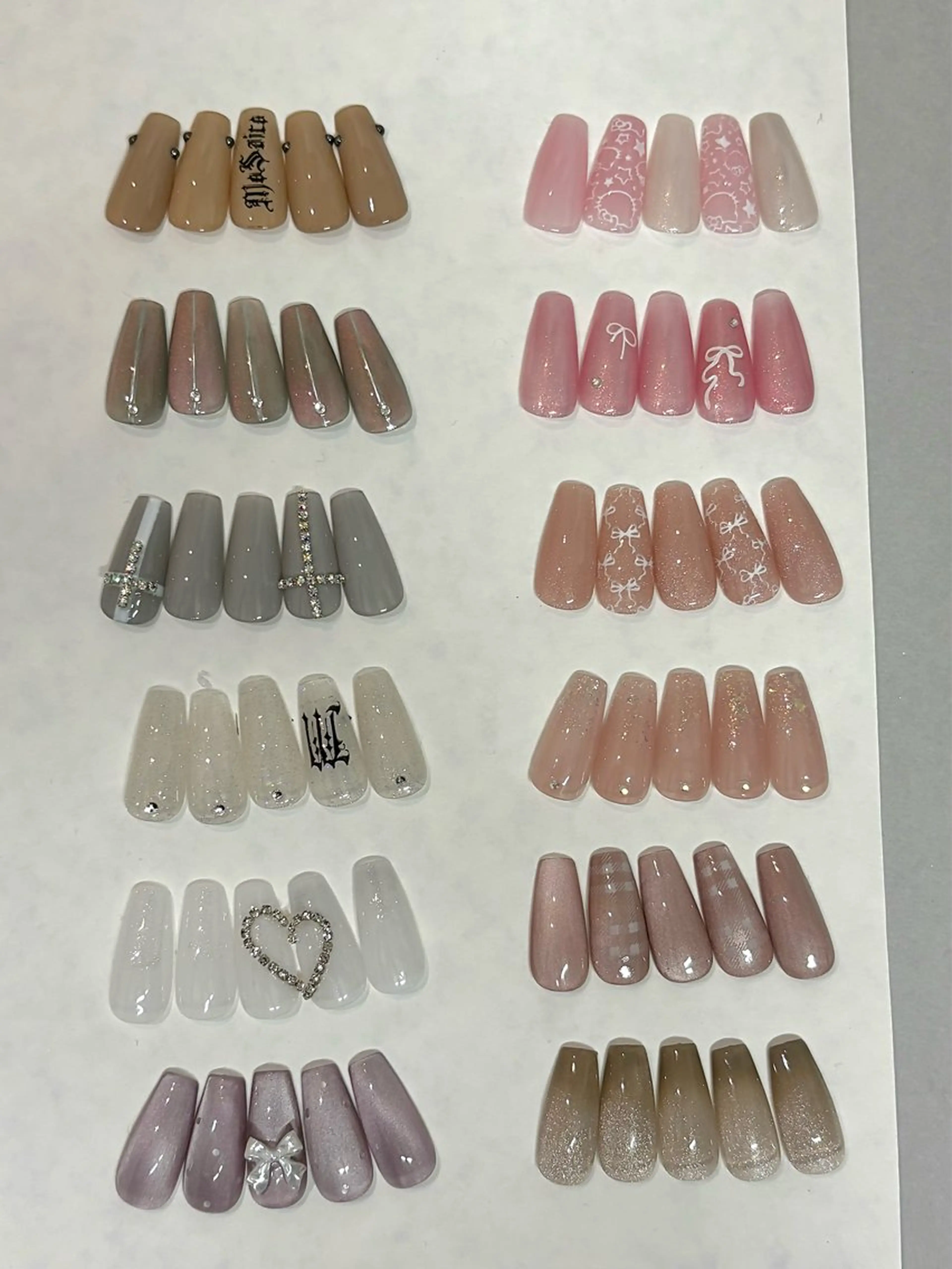プラチナ定額コース🎀選べるシンプルデザインコース💖＋ハンドケア付き🌈デザイン続々更新中🧸の写真