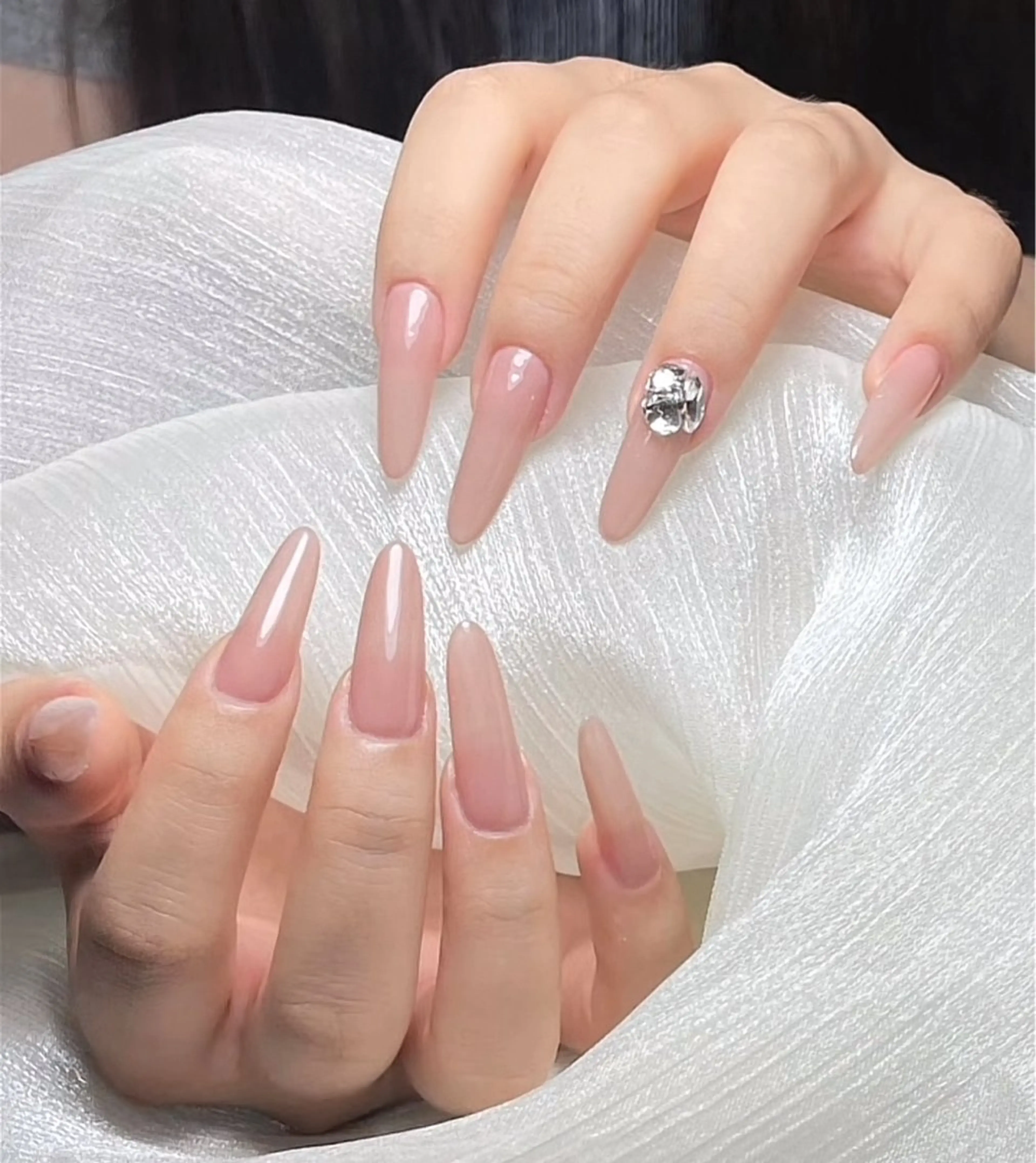 ネイル フラッシュネイル 韓国ネイル ワンカラーネイル ハンドネイル candy nail 韓国風ワンホンネイルのネイルデザイン