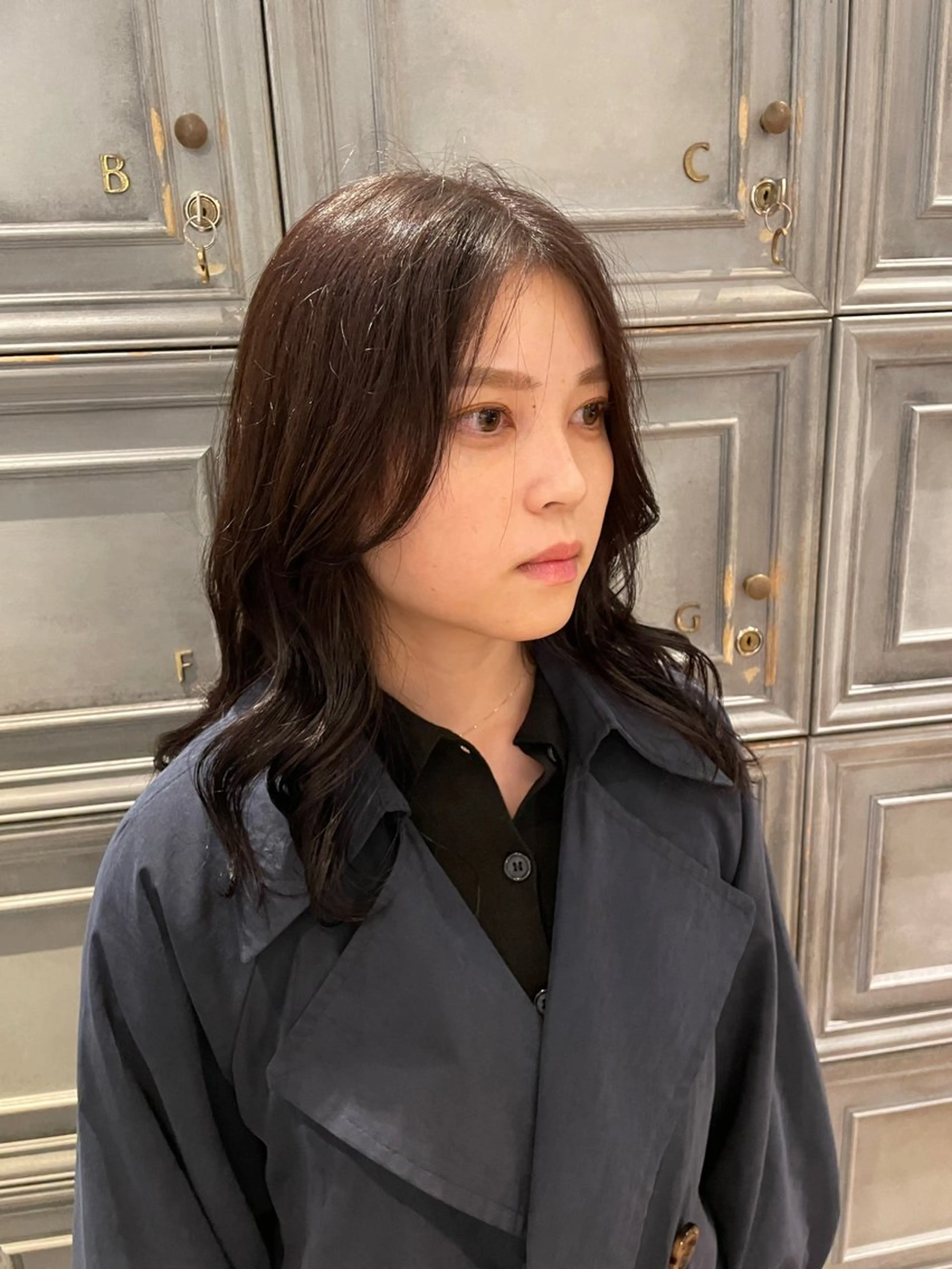 ミディアム レイヤーカット ローレイヤー vetica所属・フジヤ サイタのヘアスタイル