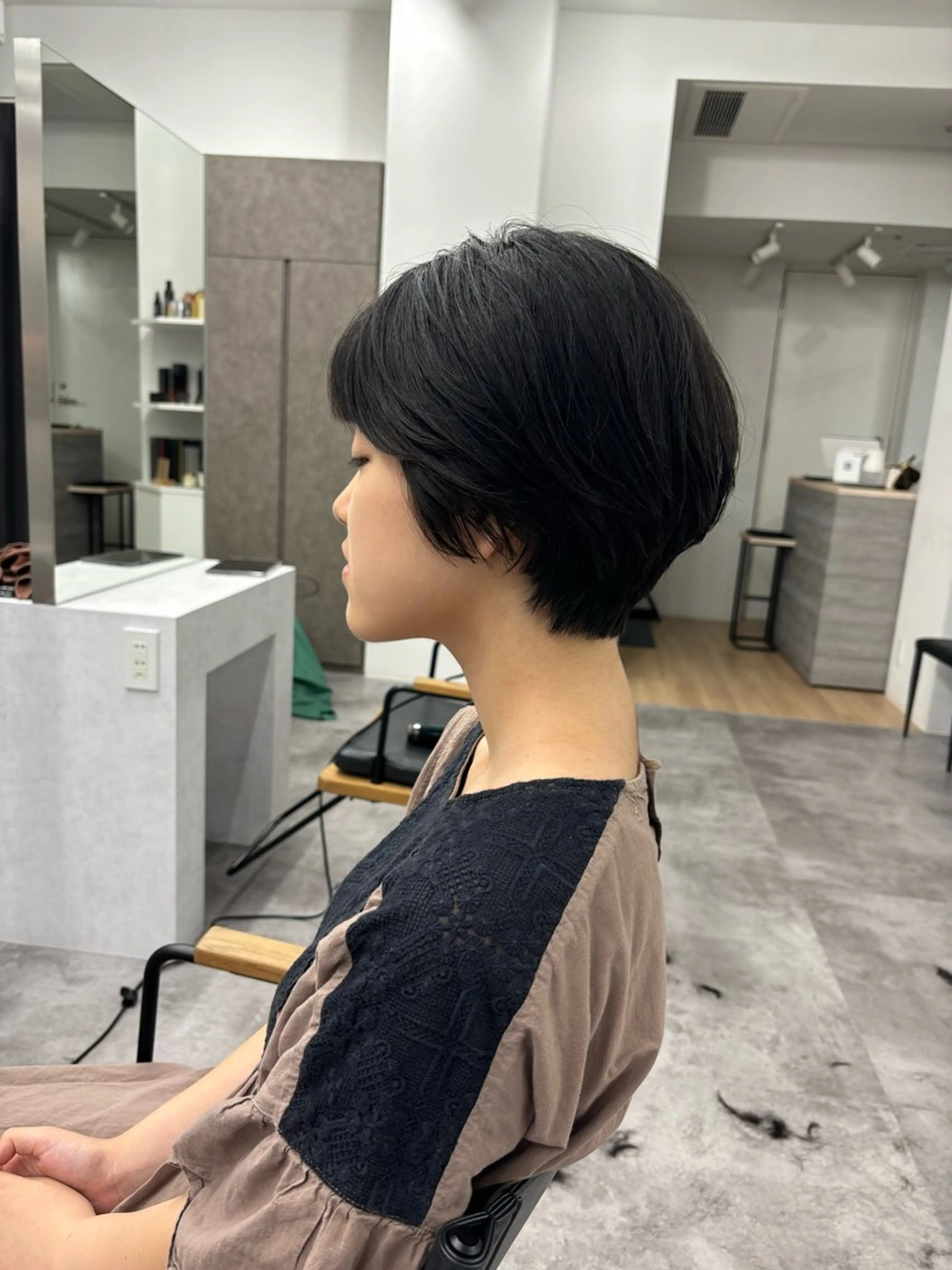 ショート カラー パーマ ヘアアレンジ マエダ アズミ🌱のヘアスタイル