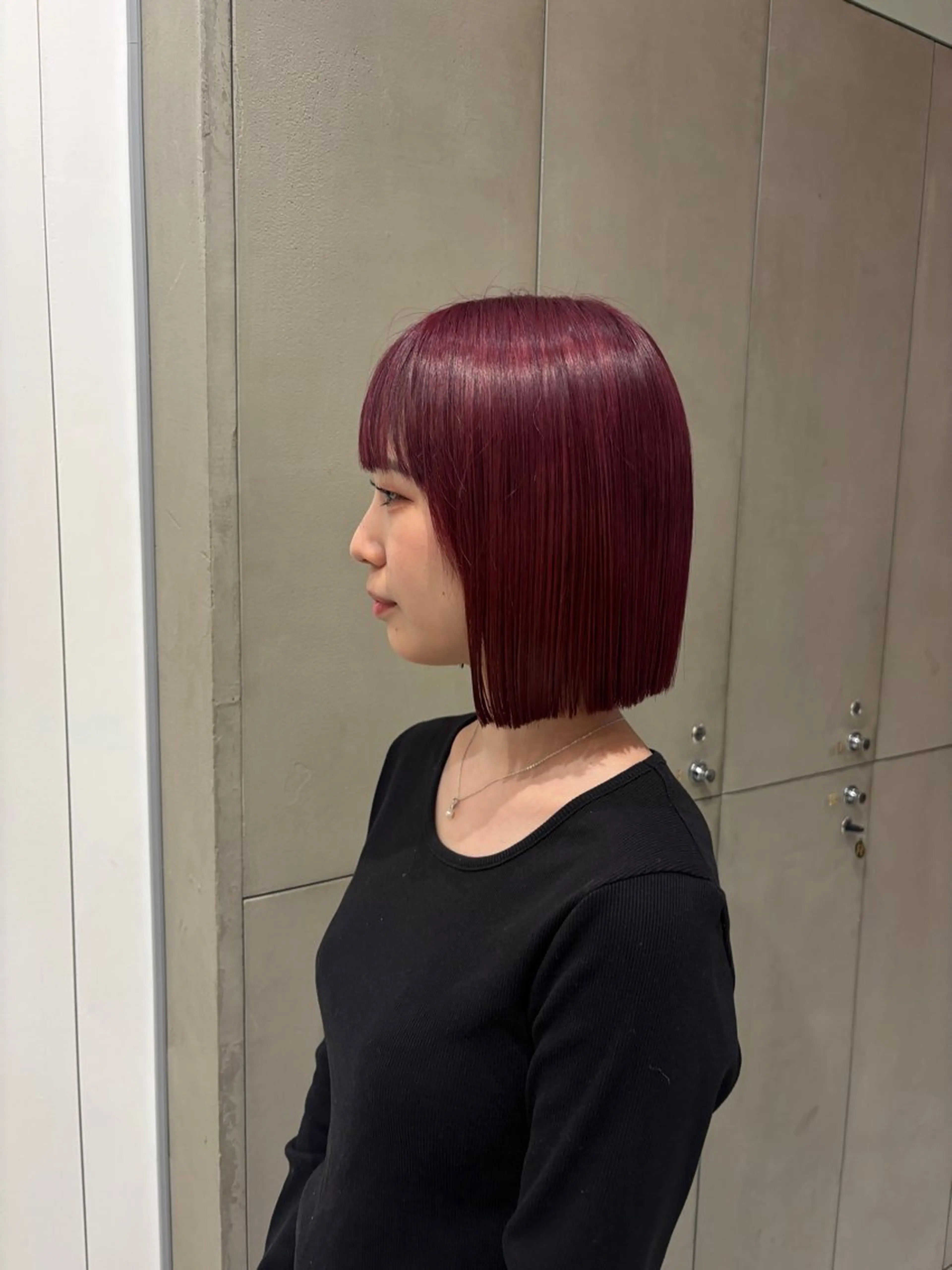 ミディアム カット ヘアカラー ️🩵RINKA/ ハイトーンカラー🩵のヘアスタイル