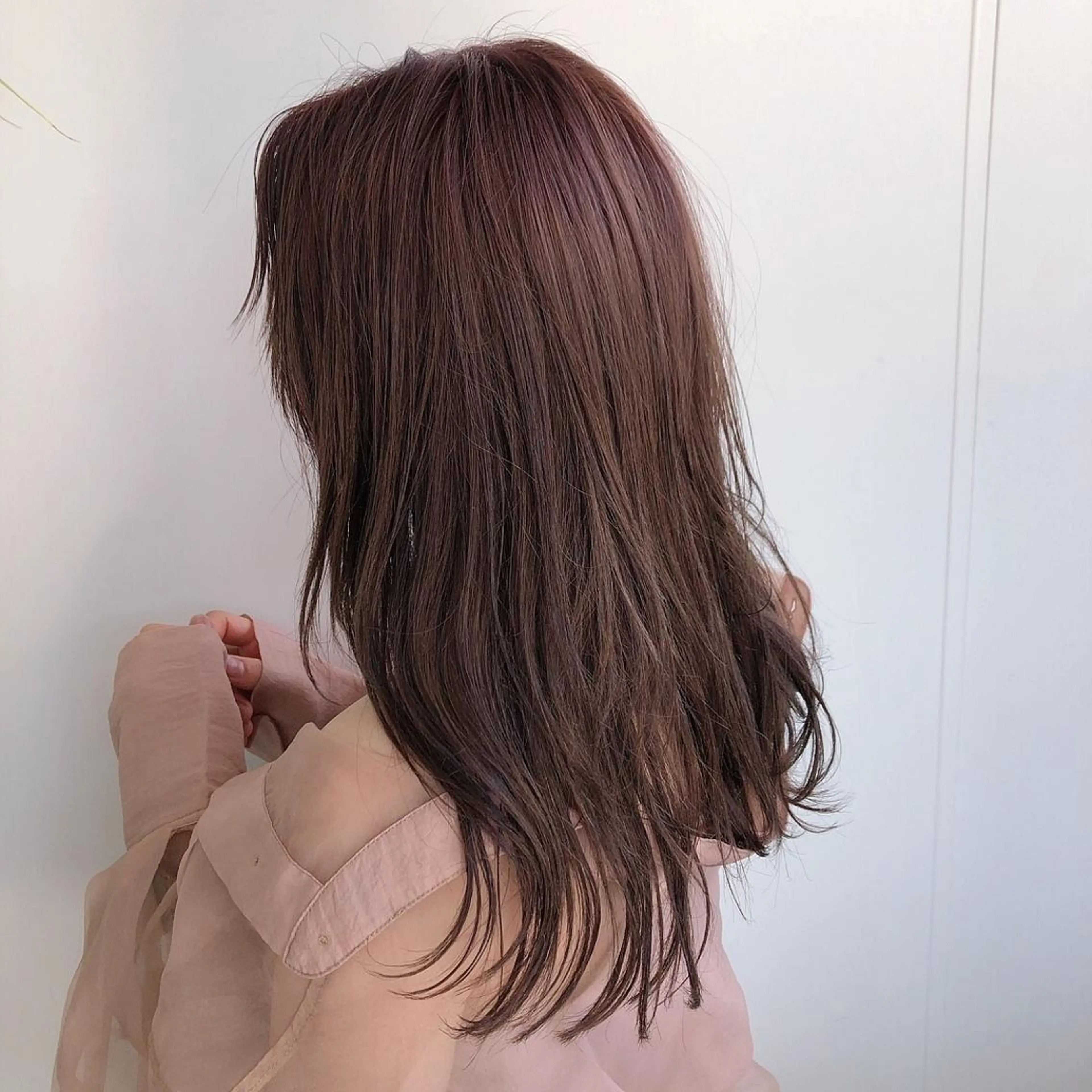 セミロング カラー ヘアアレンジ 関谷 あいみのヘアスタイル