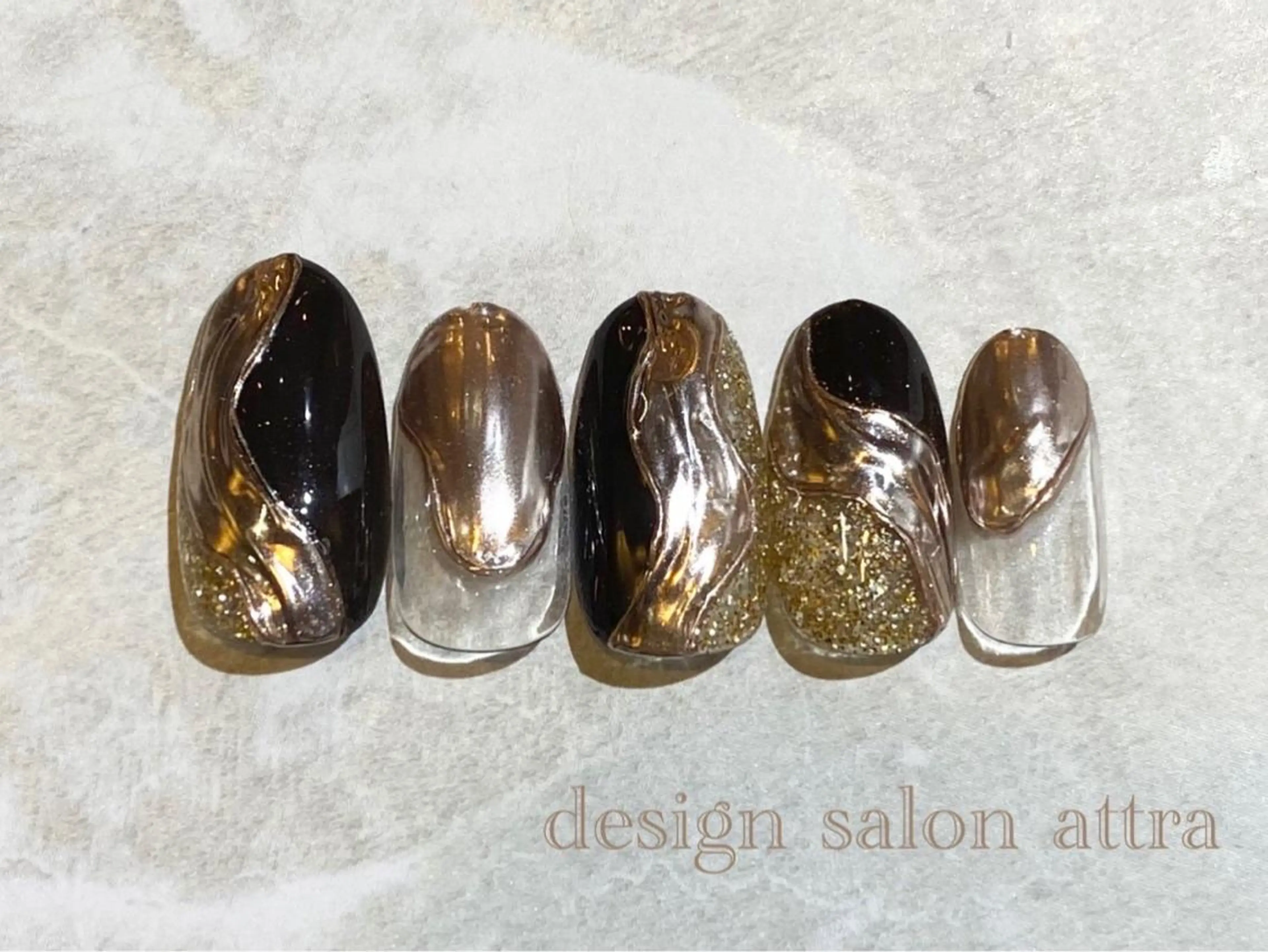 ネイル デザインサロン attra 本八幡店のネイルデザイン