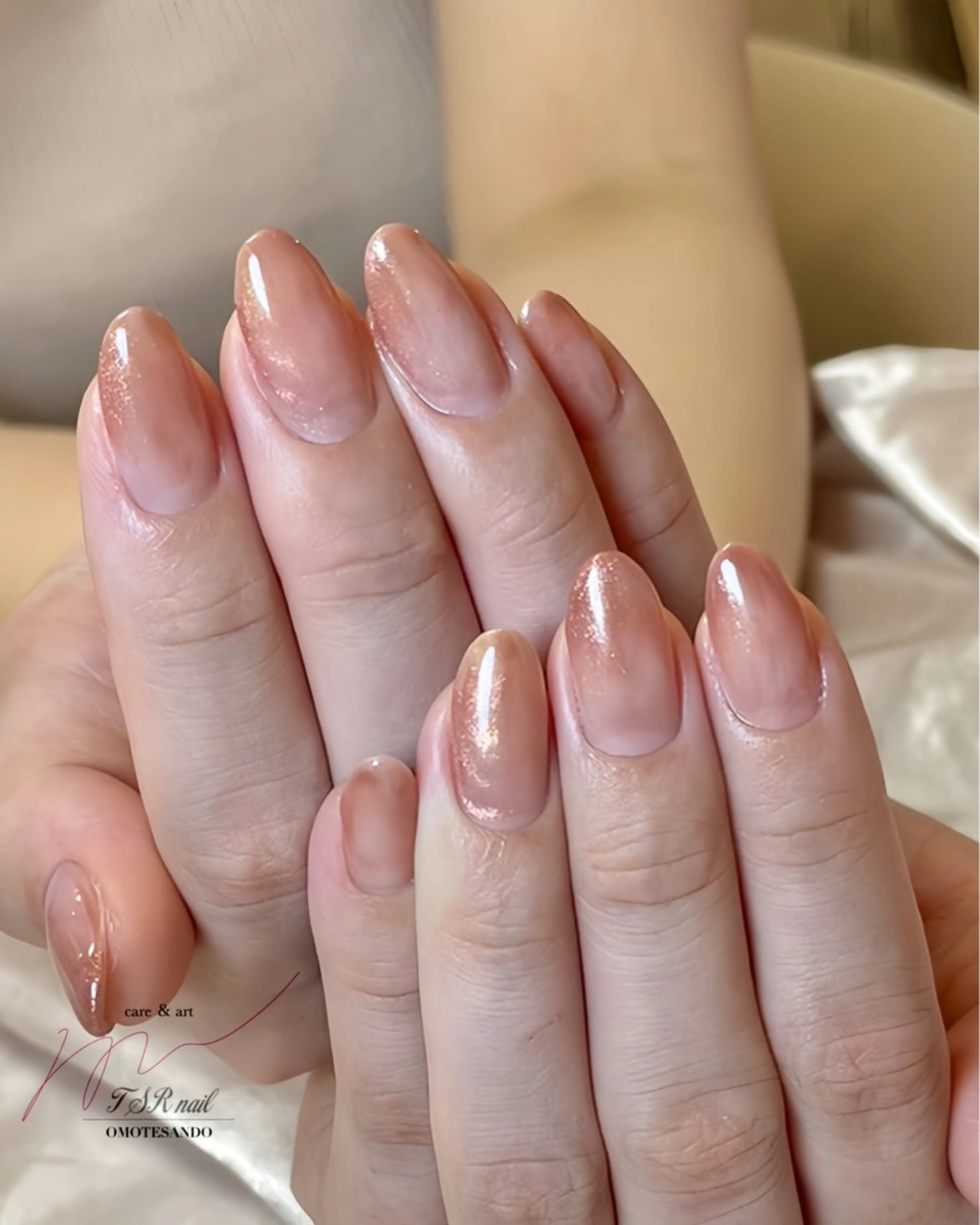 ネイル ニュアンスネイル オフィスネイル ピンク ホワイト ハンドネイル ハンドケア 爪咲 りり花のネイルデザイン