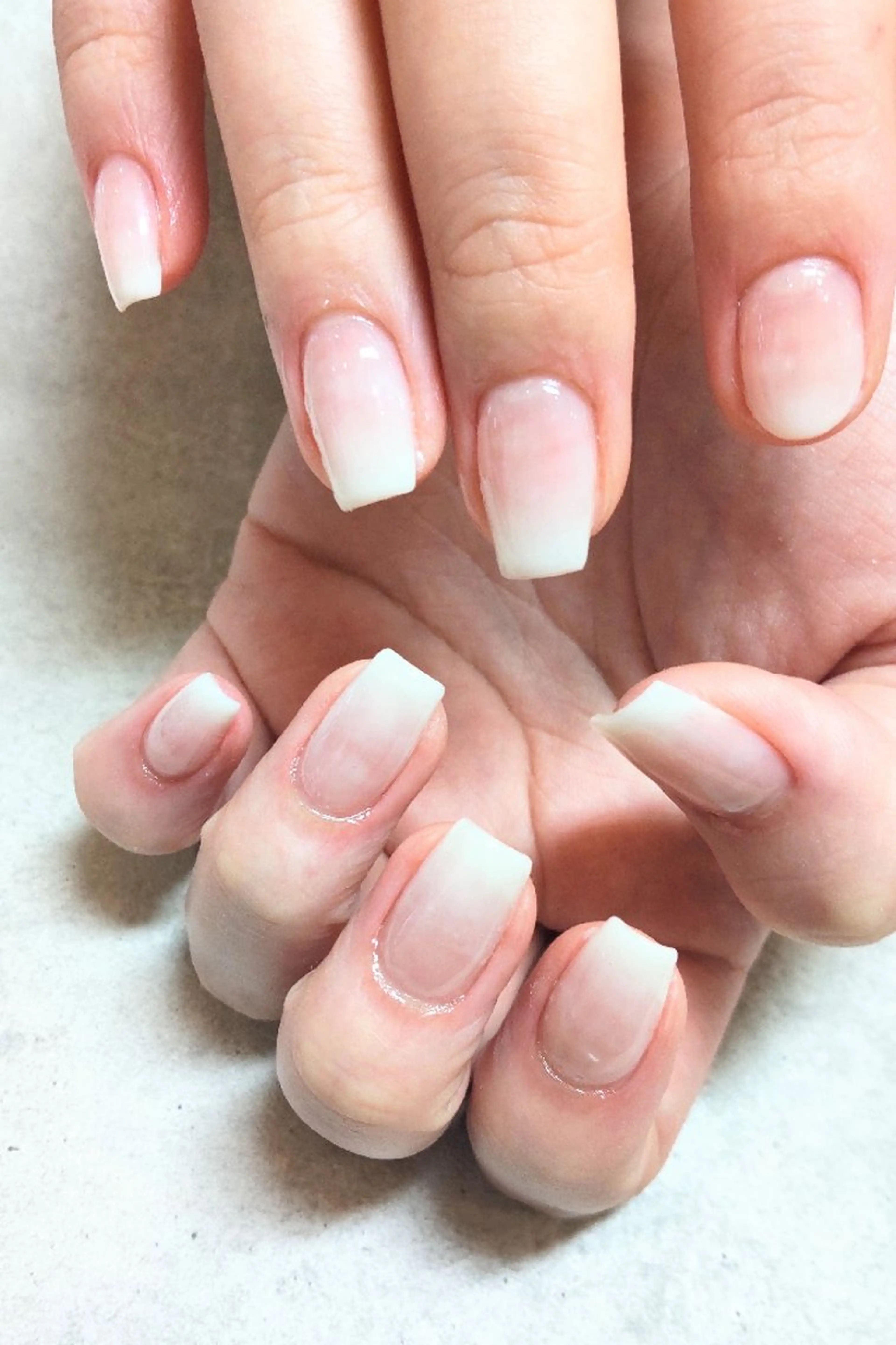 ネイル グラデーション CHOUETTE MIOのネイルデザイン