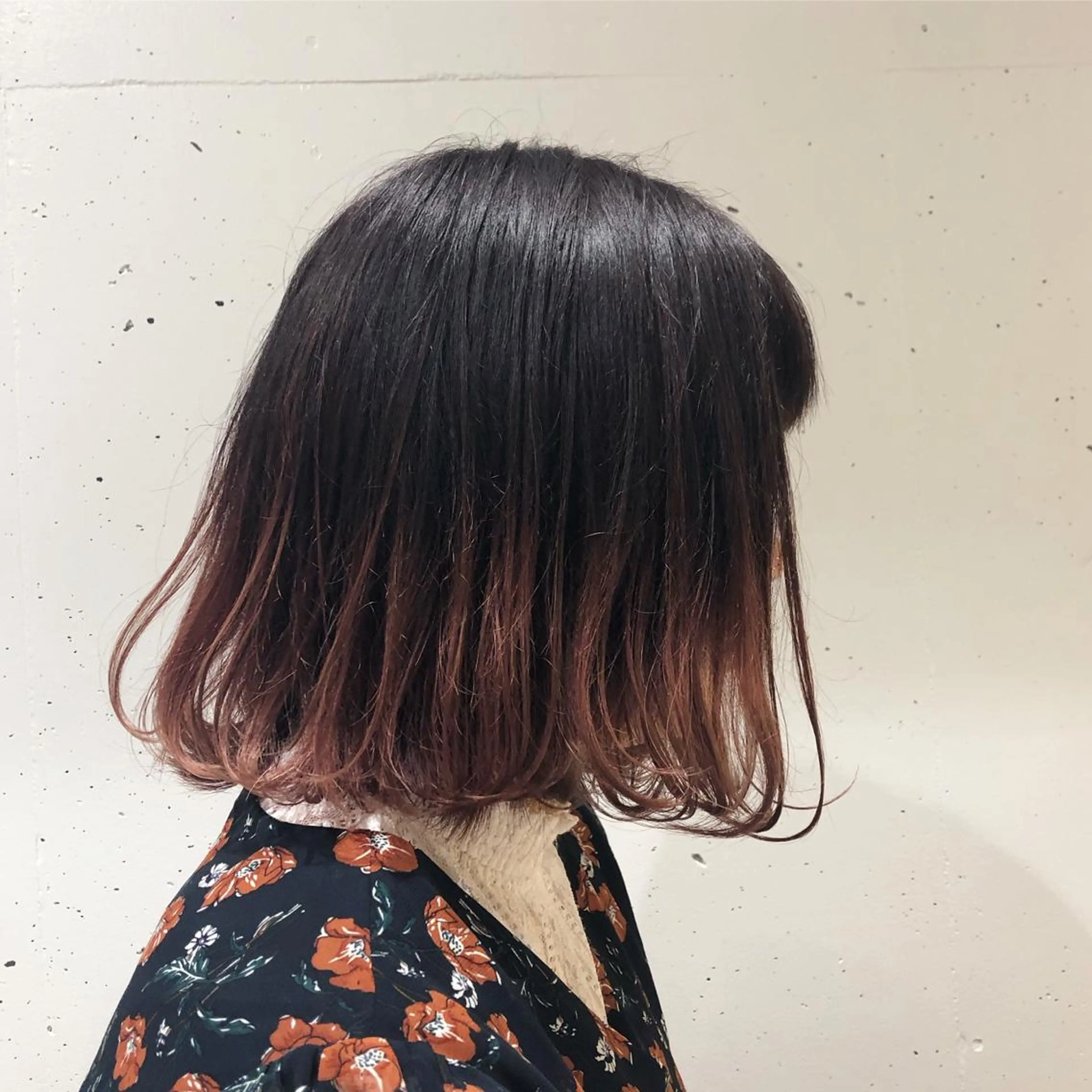 ミディアム カラー ブリーチ グラデーションカラー ピンクカラー STUDIO 4H所属・小山功陽 /メンズスタイルのヘアスタイル