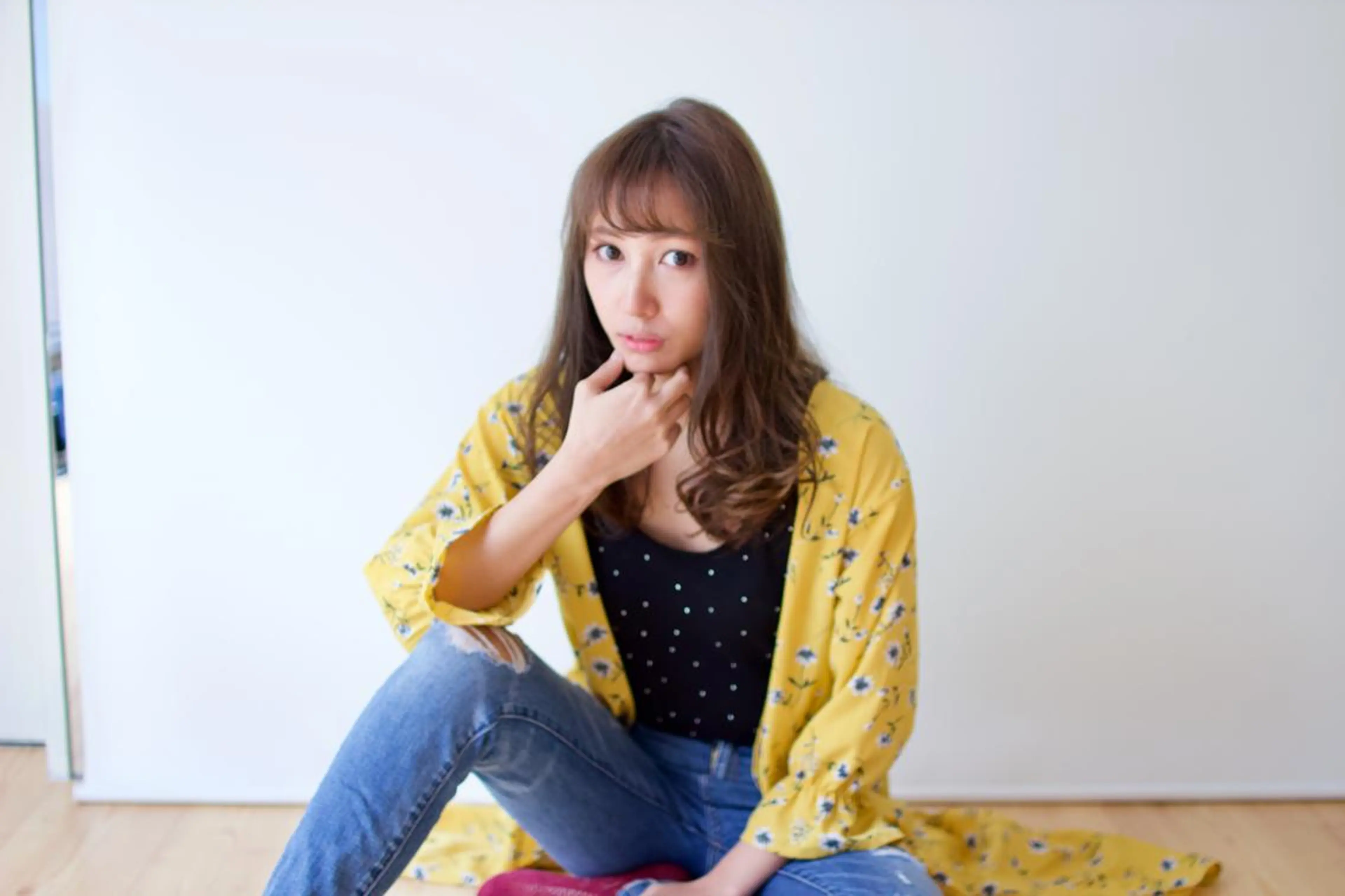 ロング カラー アッシュ ベージュカラー 透明感カラー デザインカラー グレージュ 佐藤 愛美のヘアスタイル