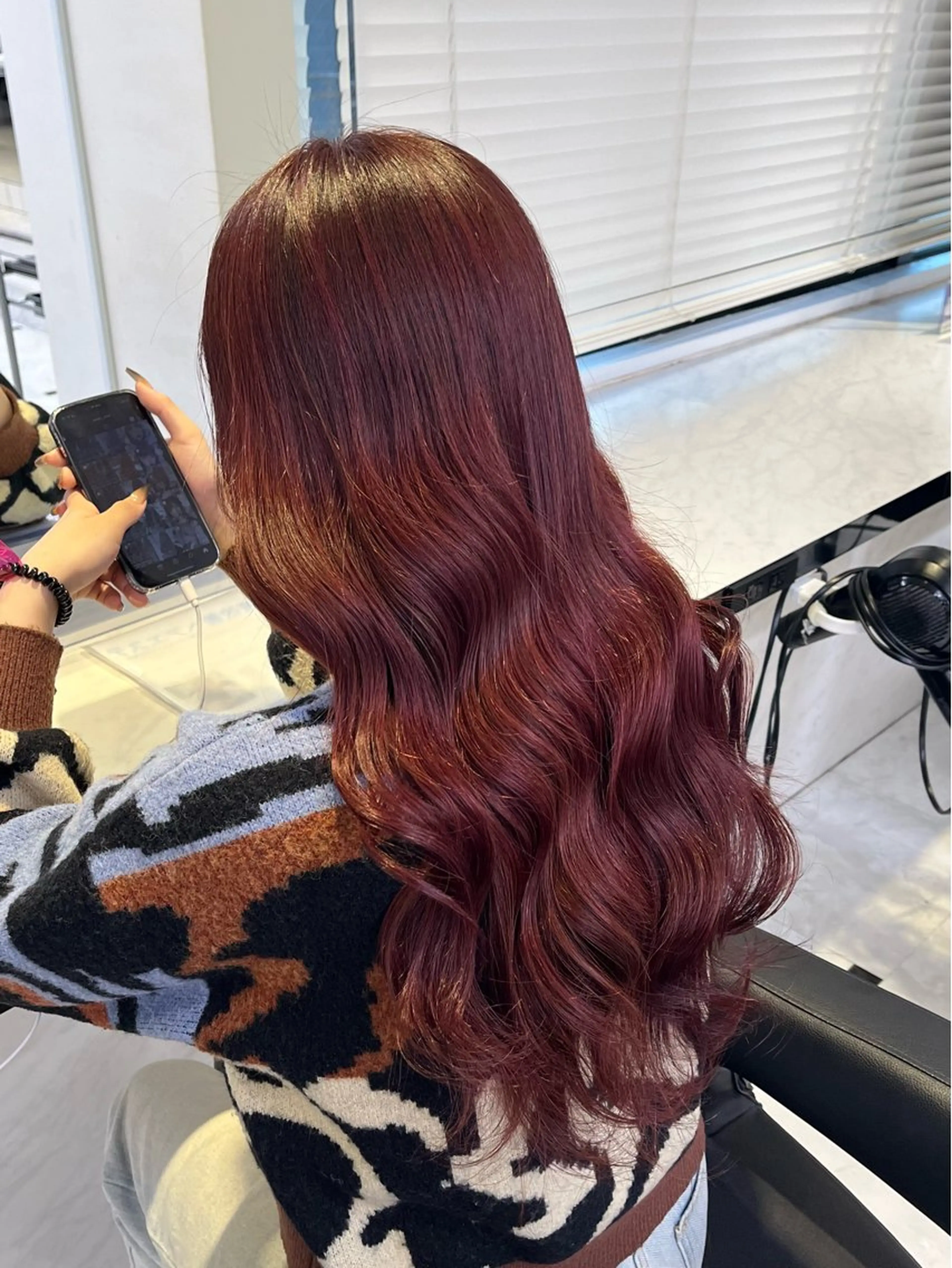 セミロング カラー ヘアアレンジ ヘアカラー トリートメント ヘッドスパ ヘアセット 🍒透明感カラー🌨 🥕ハイトーンカラーのヘアスタイル