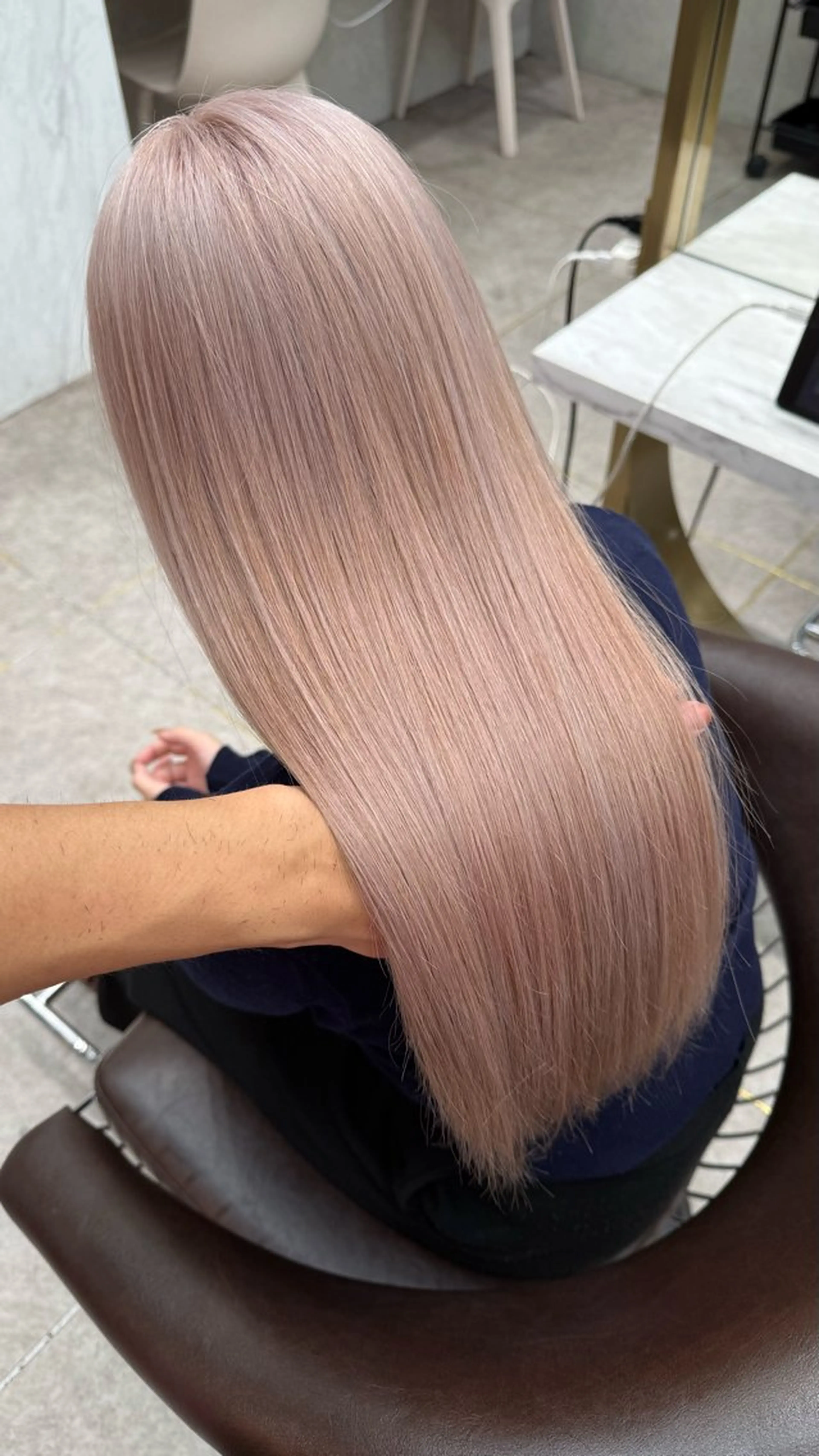 ロング カラー ヘアカラー トリートメント ヘッドスパ ヘアセット ダブルカラー 韓国レイヤーKYONのヘアスタイル