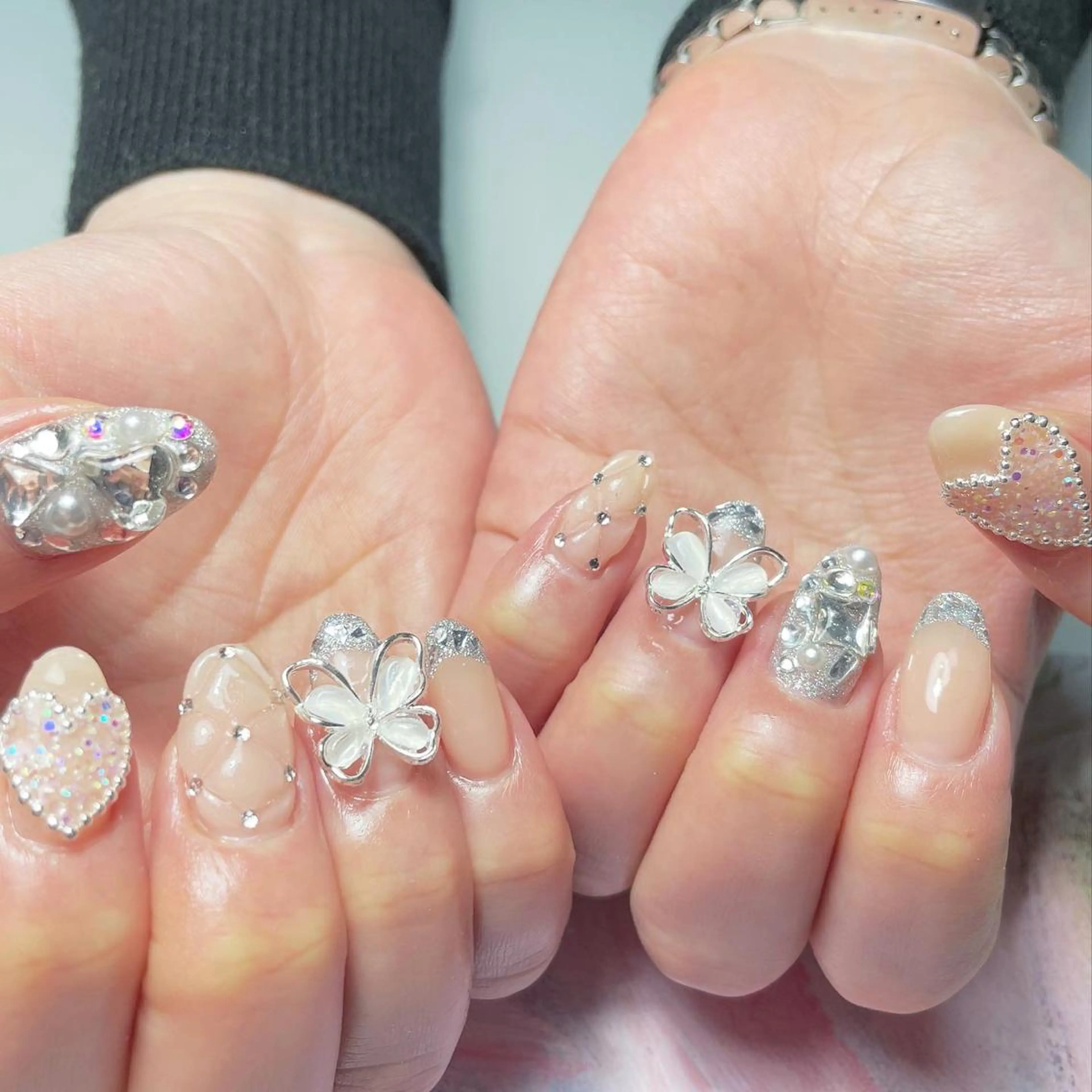 ネイル 加瀬 アンジェリーのネイルデザイン