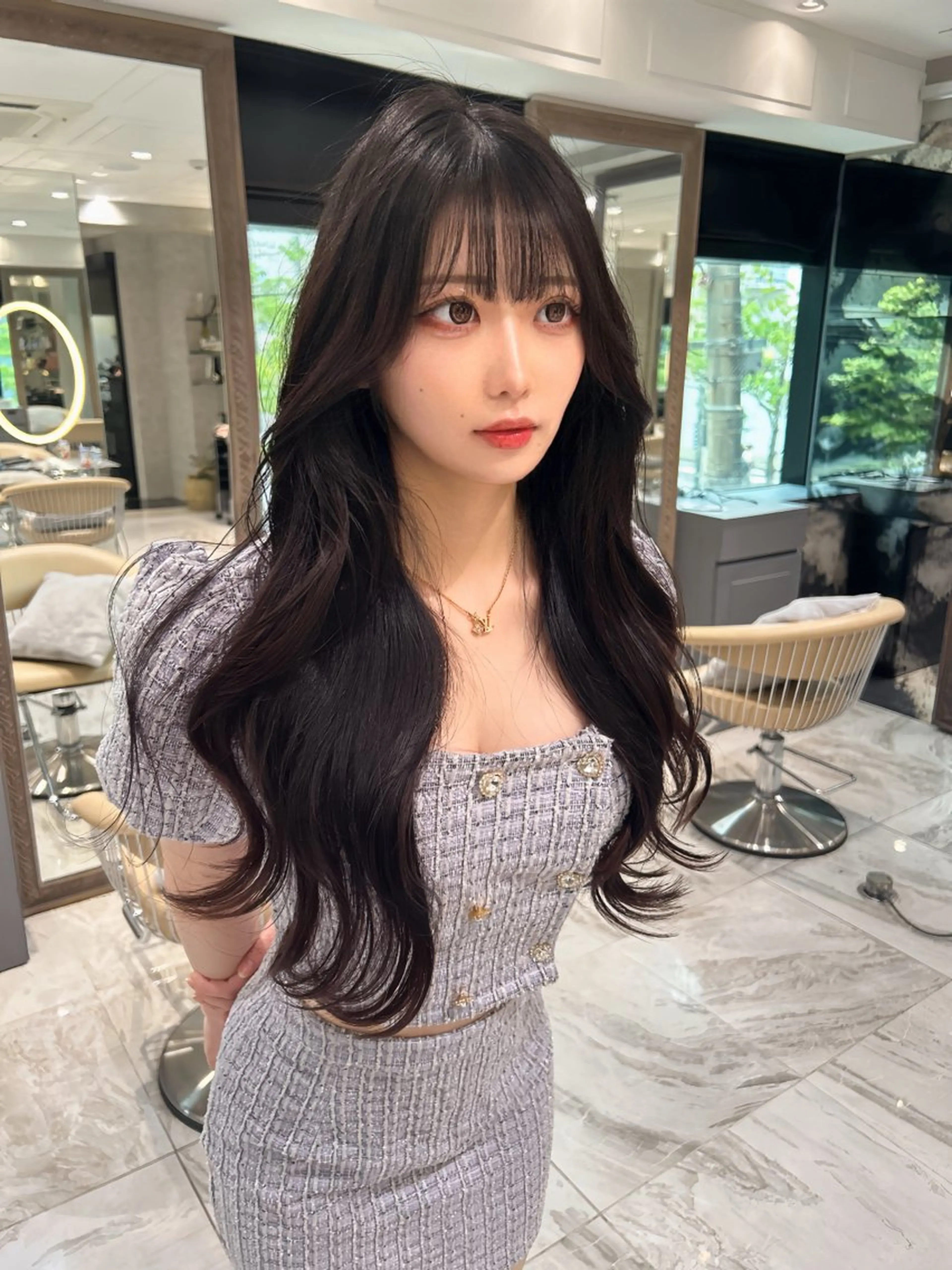 ロング ハイレイヤー レイヤーカット ヘアカラー トリートメント 🥇KEN /人気指名殺到中‼️のヘアスタイル