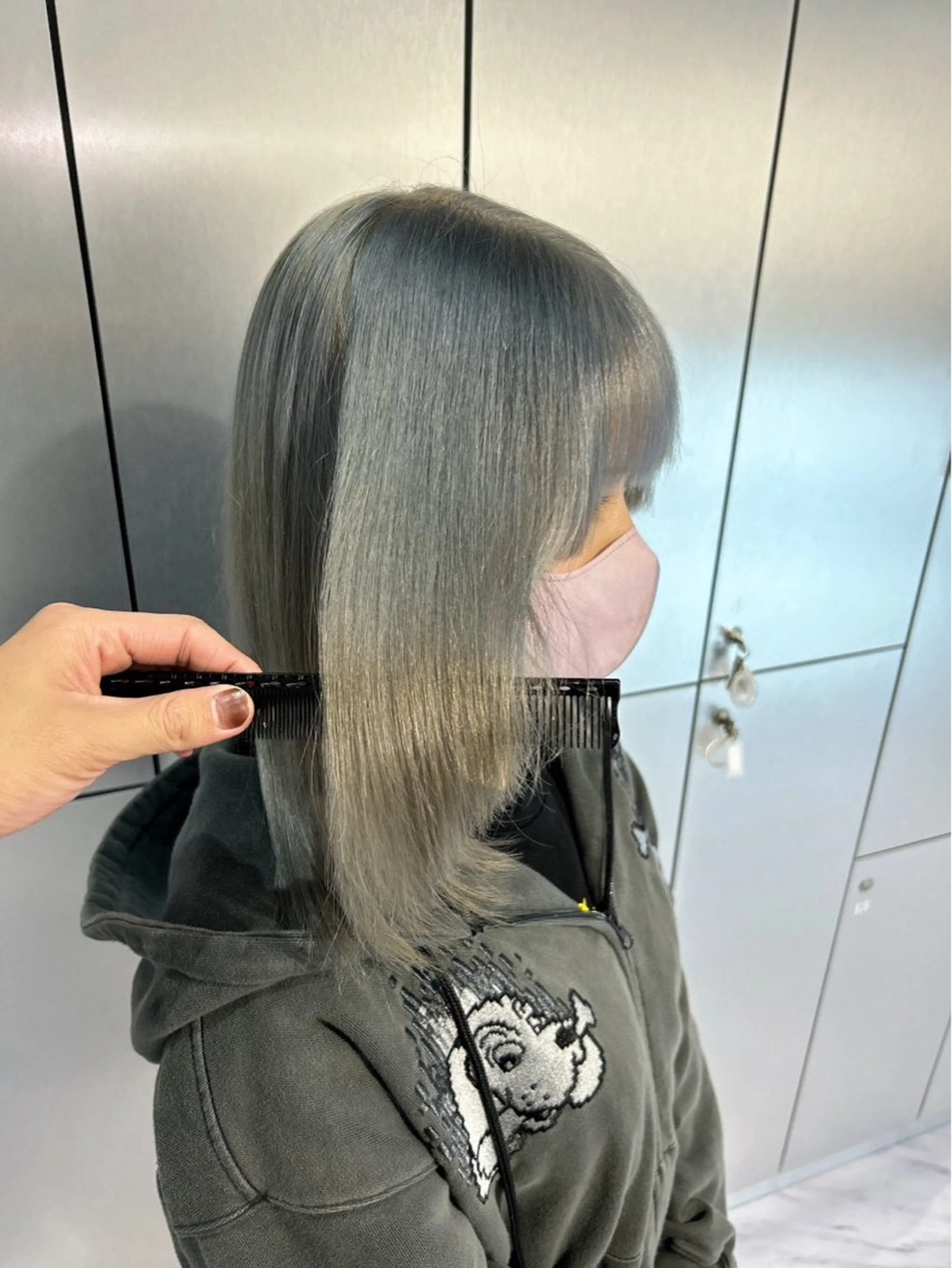 カラー VEGA所属・VEGA日並 樹里のヘアスタイル