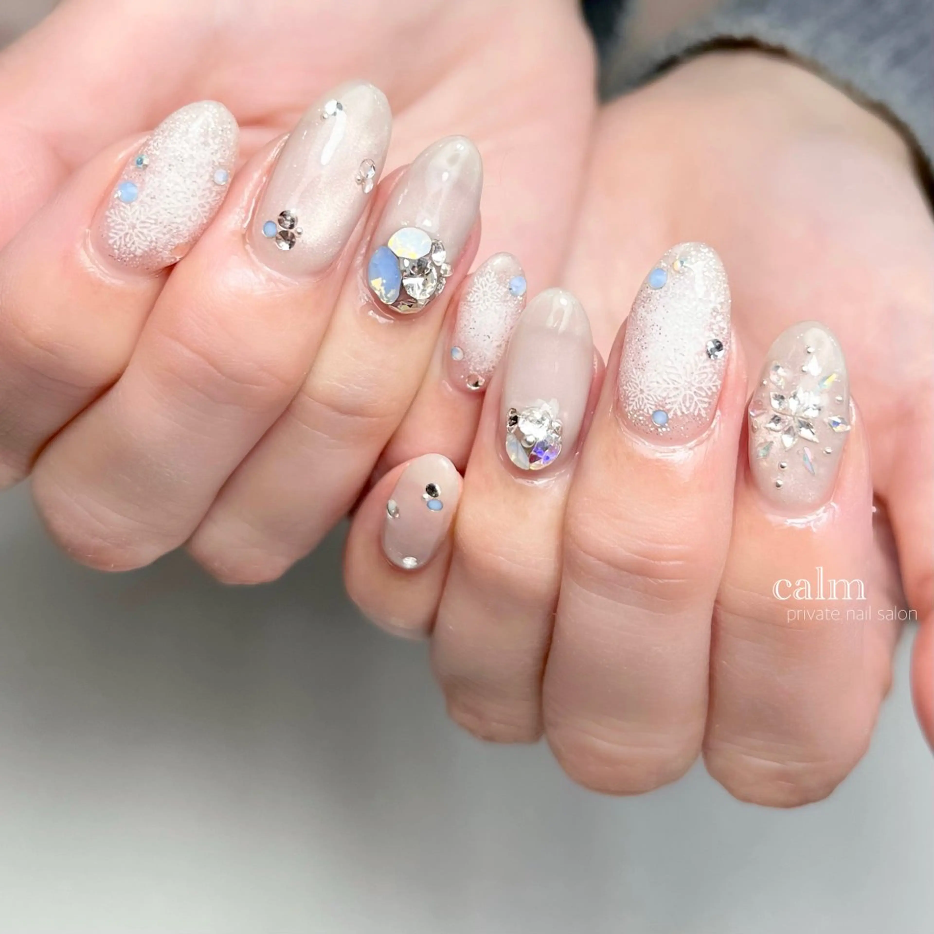 ネイル ハンドネイル calm 〔ｶｰﾑ〕のネイルデザイン
