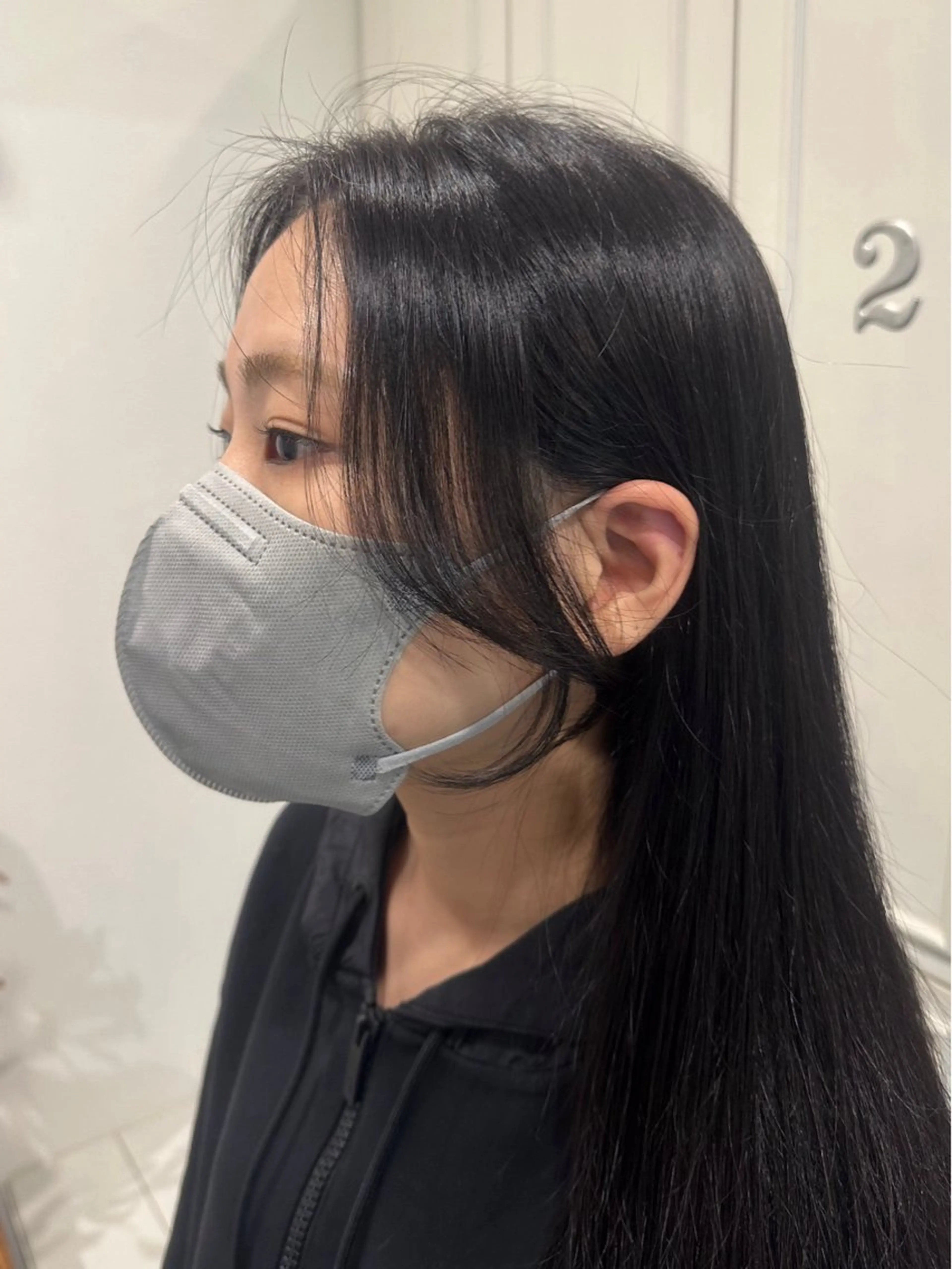 ロング 顔まわりレイヤー 顔周りカット 韓国風ヘア レイヤーカット tiravento 南船場店所属・nana 韓国スタイル🇰🇷のマツエク・マツパデザイン