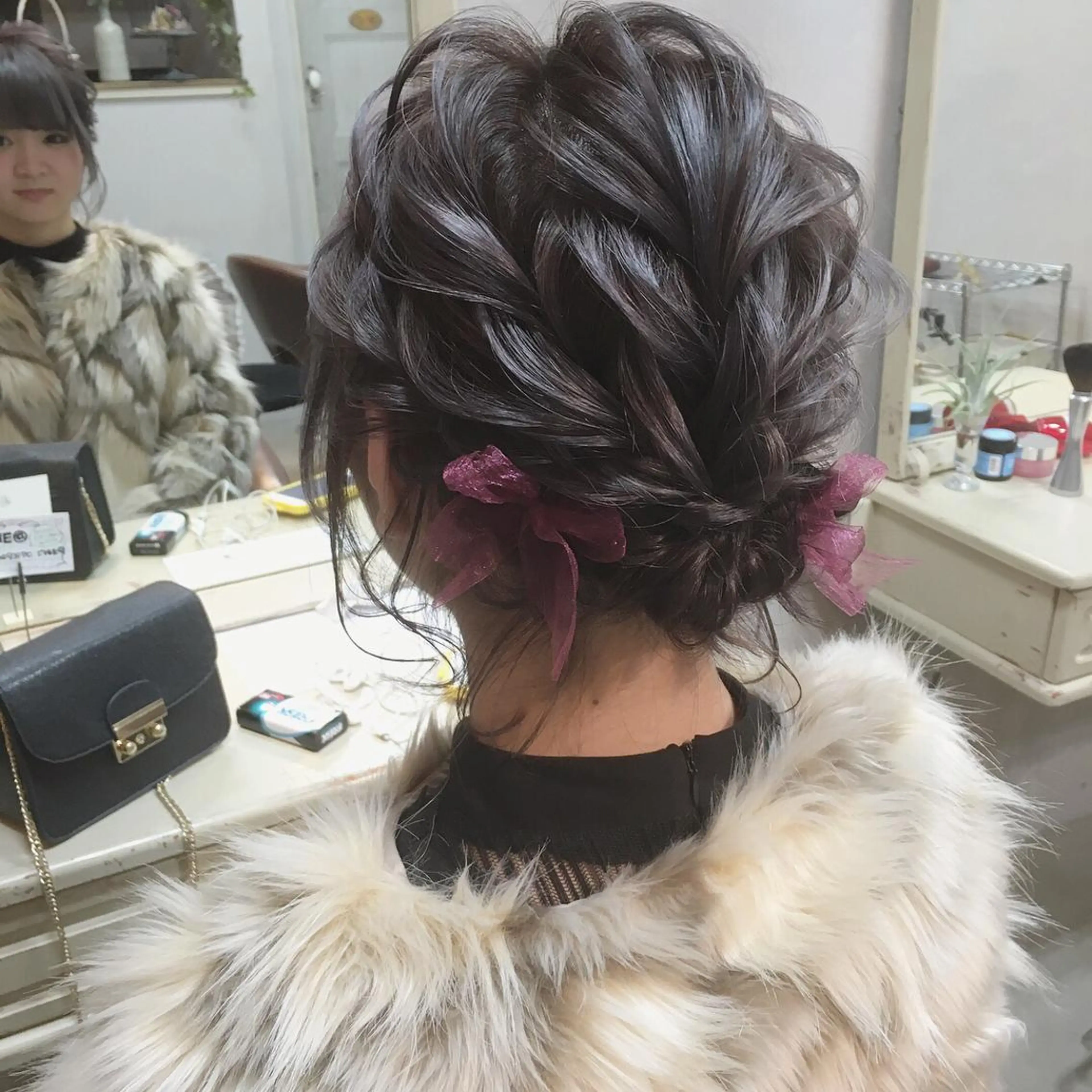 ショート カラー ヘアアレンジ ラベンダーカラー ラベンダーグレー ボブ autre所属・大久保 ひでなりのヘアスタイル