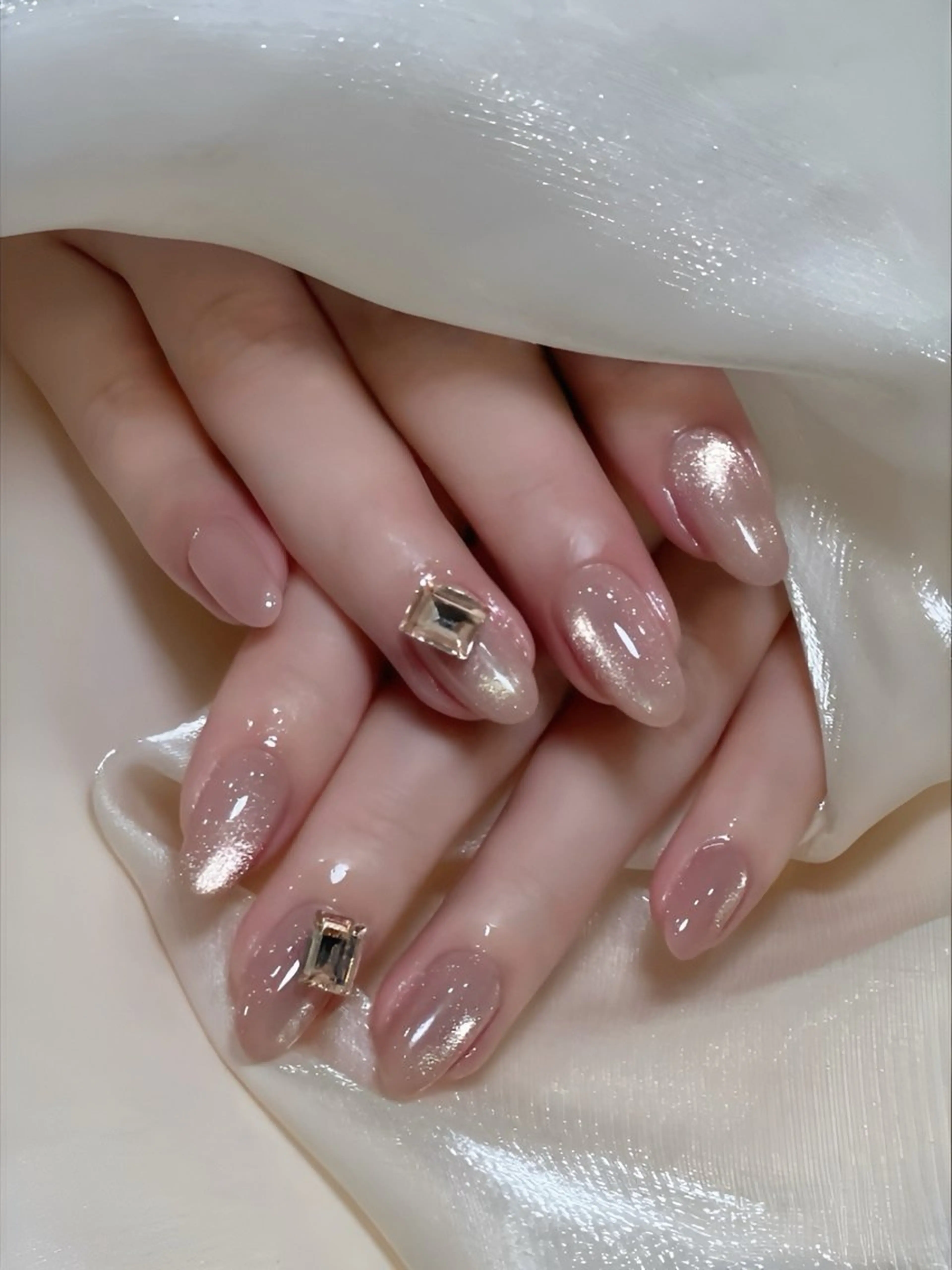 ネイル マグネットネイル マグネットワンカラー ワンカラーネイル ハンドネイル U·Mi nail salon所属・U·Mi 容のネイルデザイン