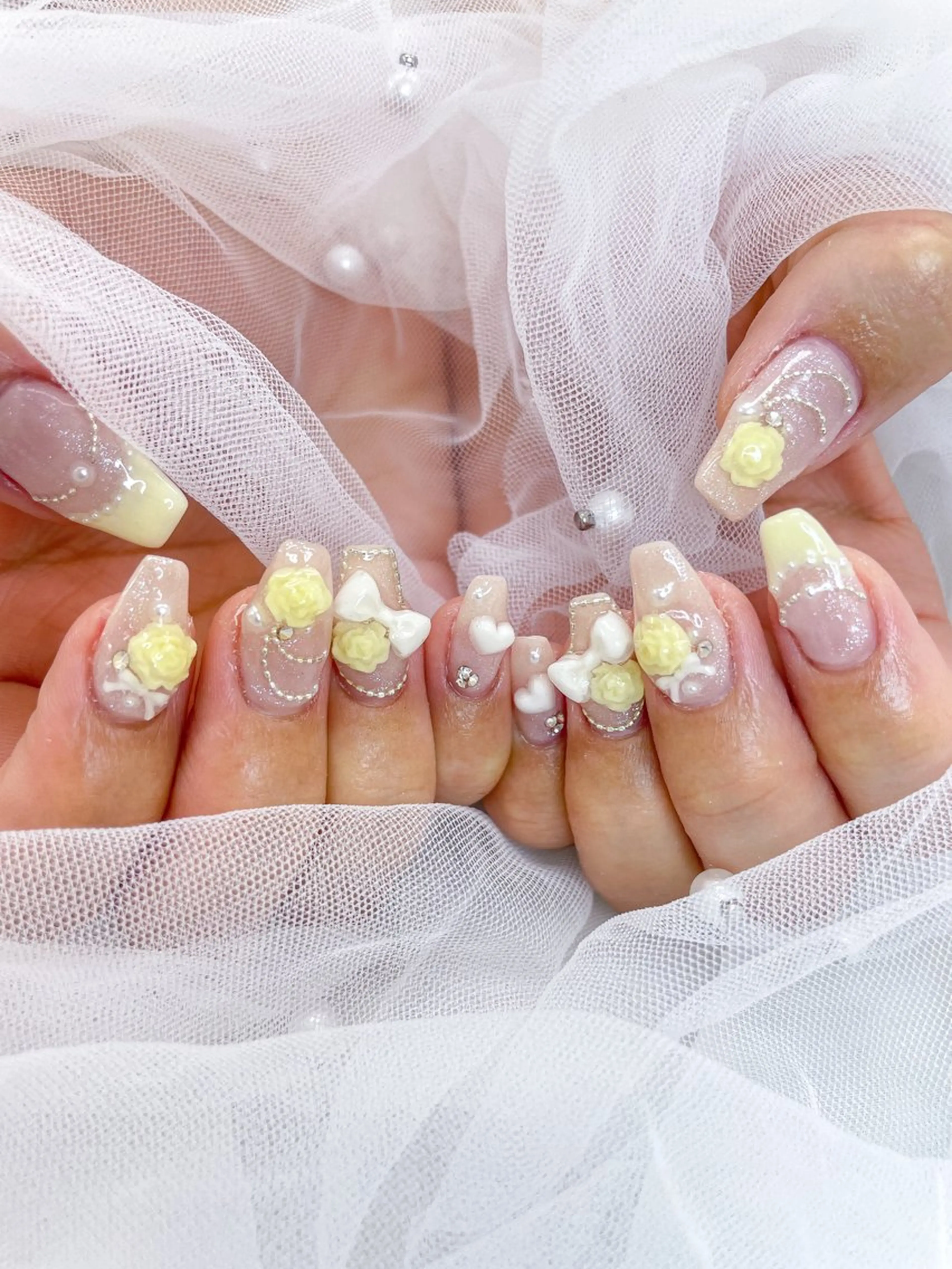 ネイル ハンドネイル MiMi NAIL TOKYO所属・五十嵐 美智のネイルデザイン