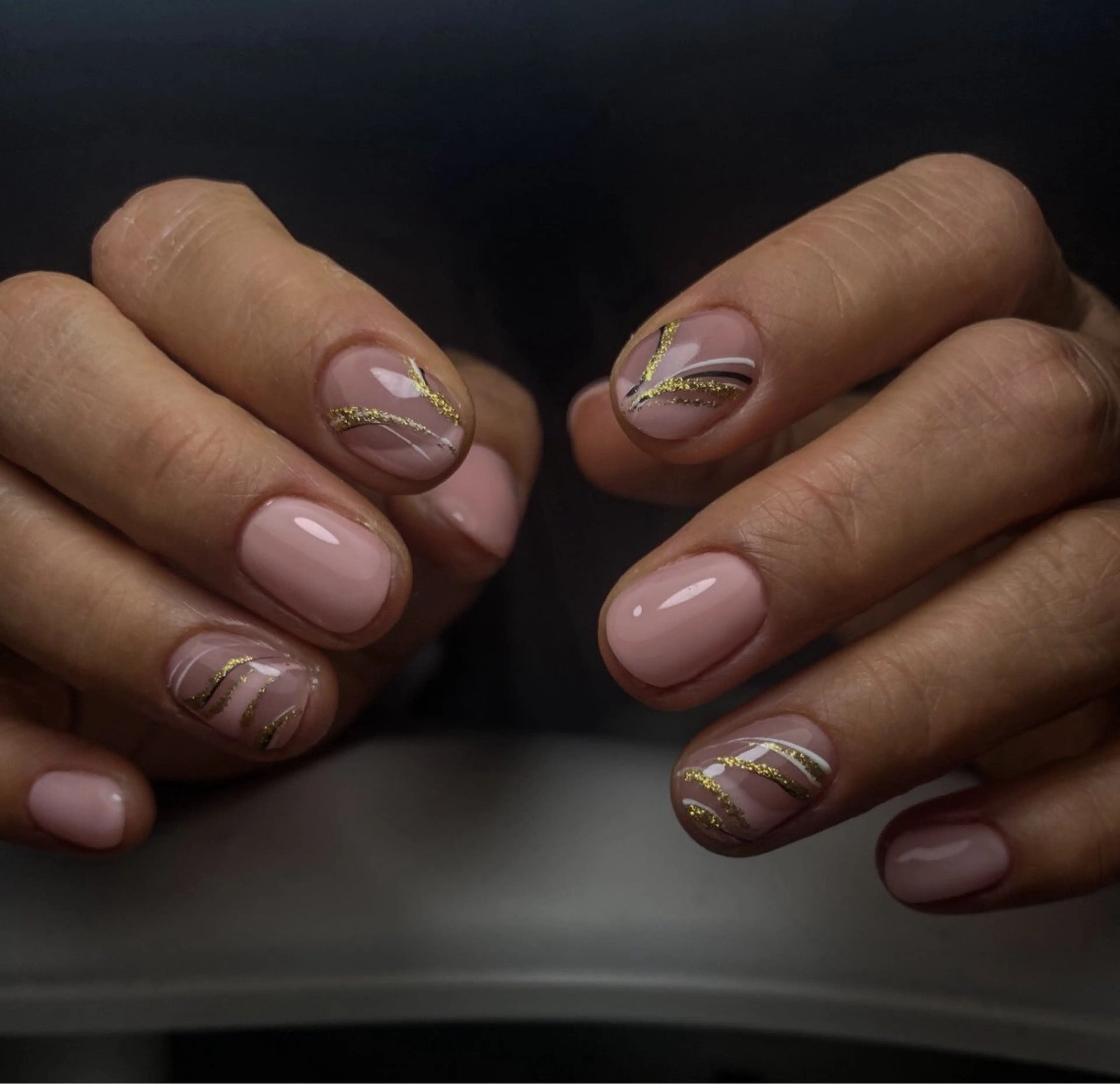 ネイル ハンドネイル Isinha Nailsのネイルデザイン