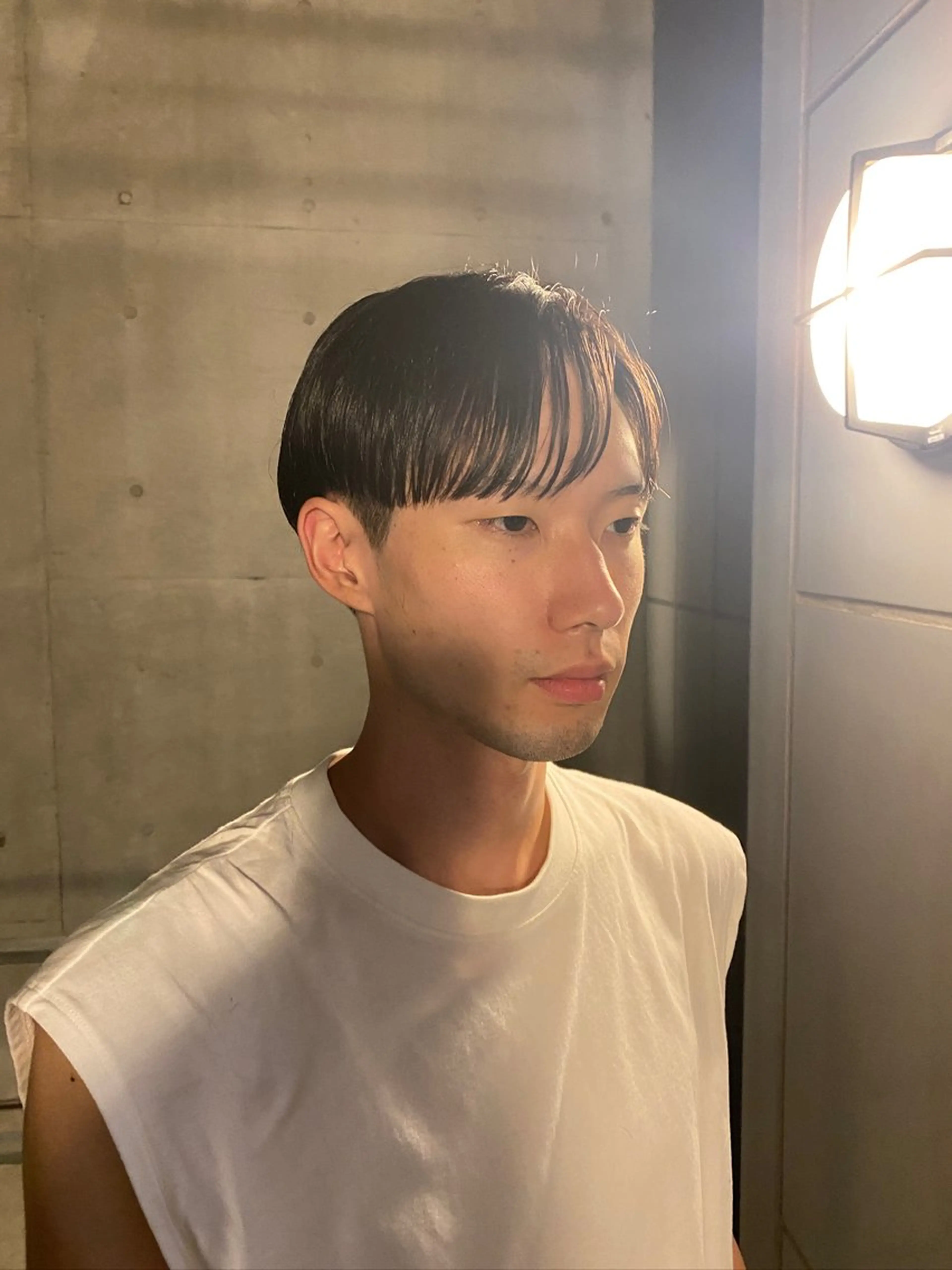 メンズ センターパート メンズ韓国風 カット オリーブカラー🫒 透明感カラーMAOのヘアスタイル