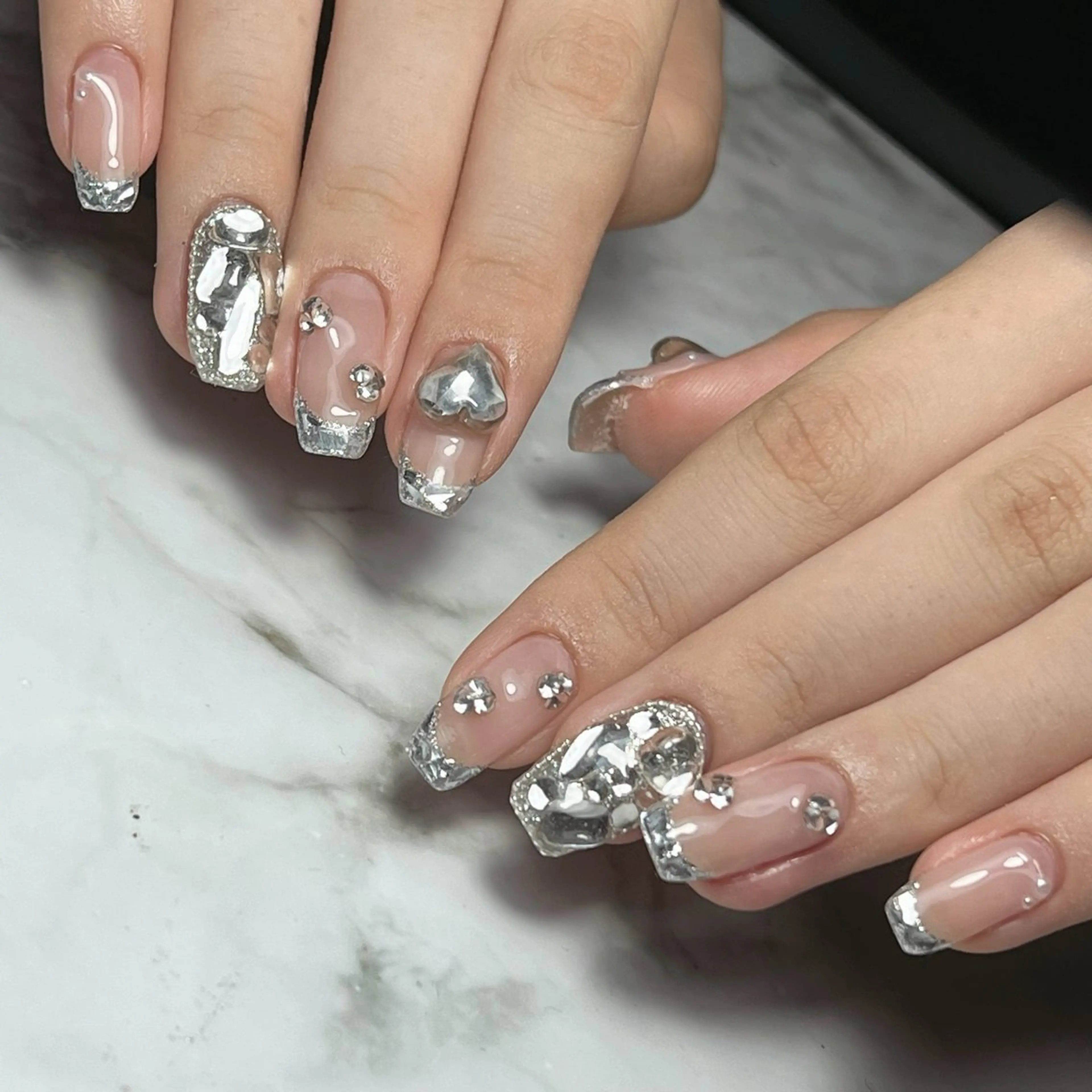 ネイル ハンドネイル Dia Nail AKIのネイルデザイン