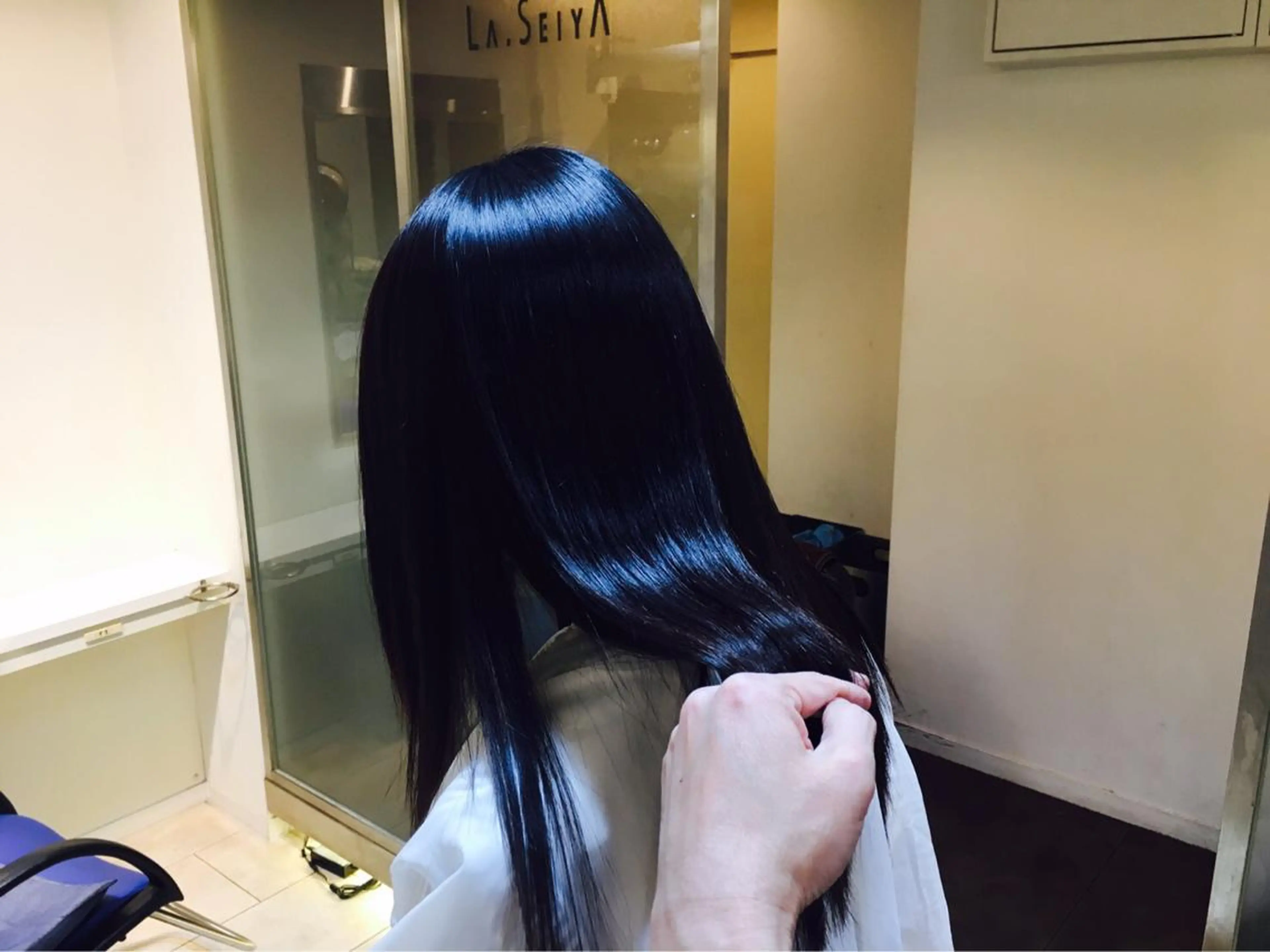 ロング くせ毛 トリートメント セイヤ 艶髪再生師のヘアスタイル