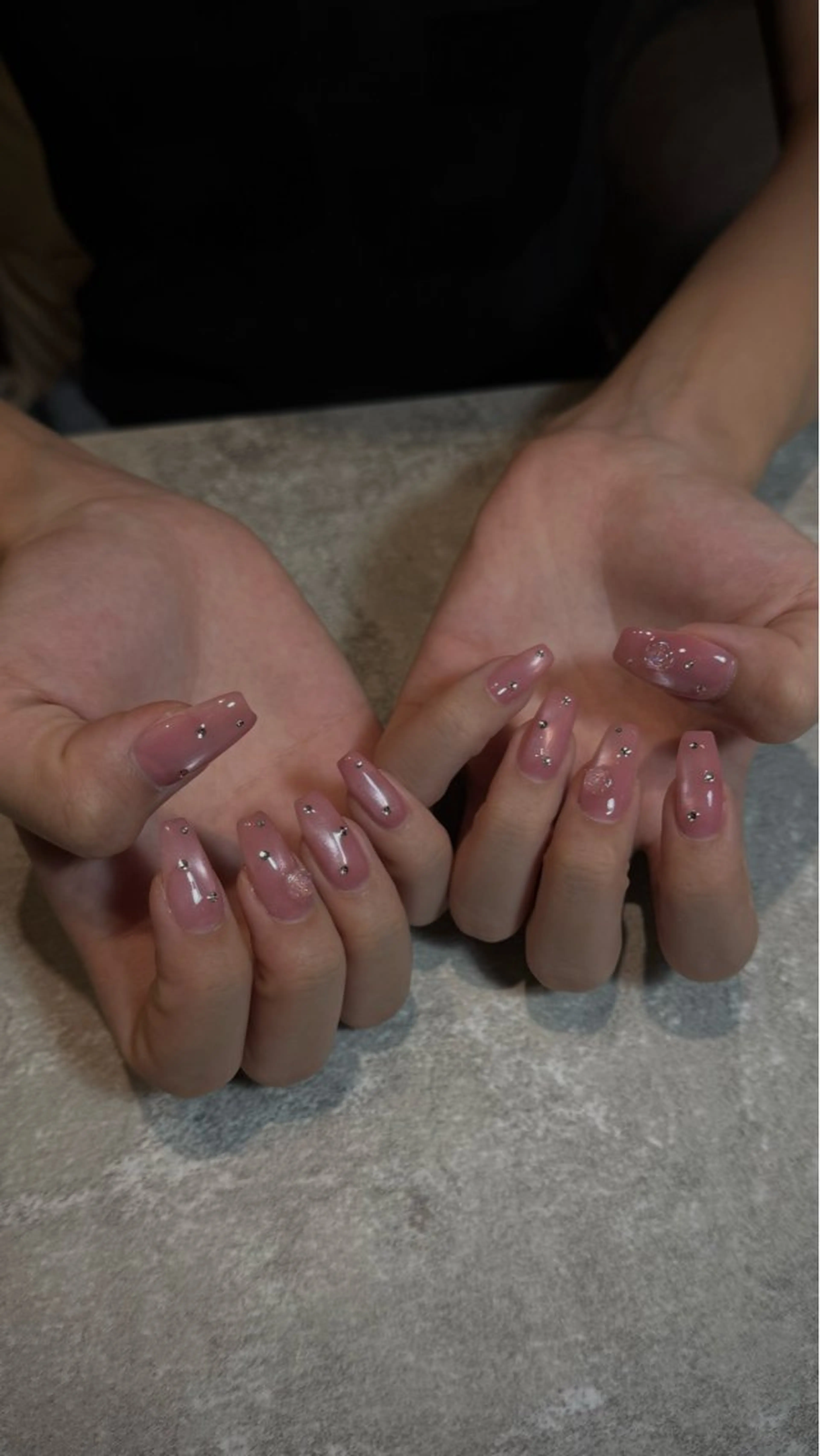 ネイル Nail MOANAのネイルデザイン