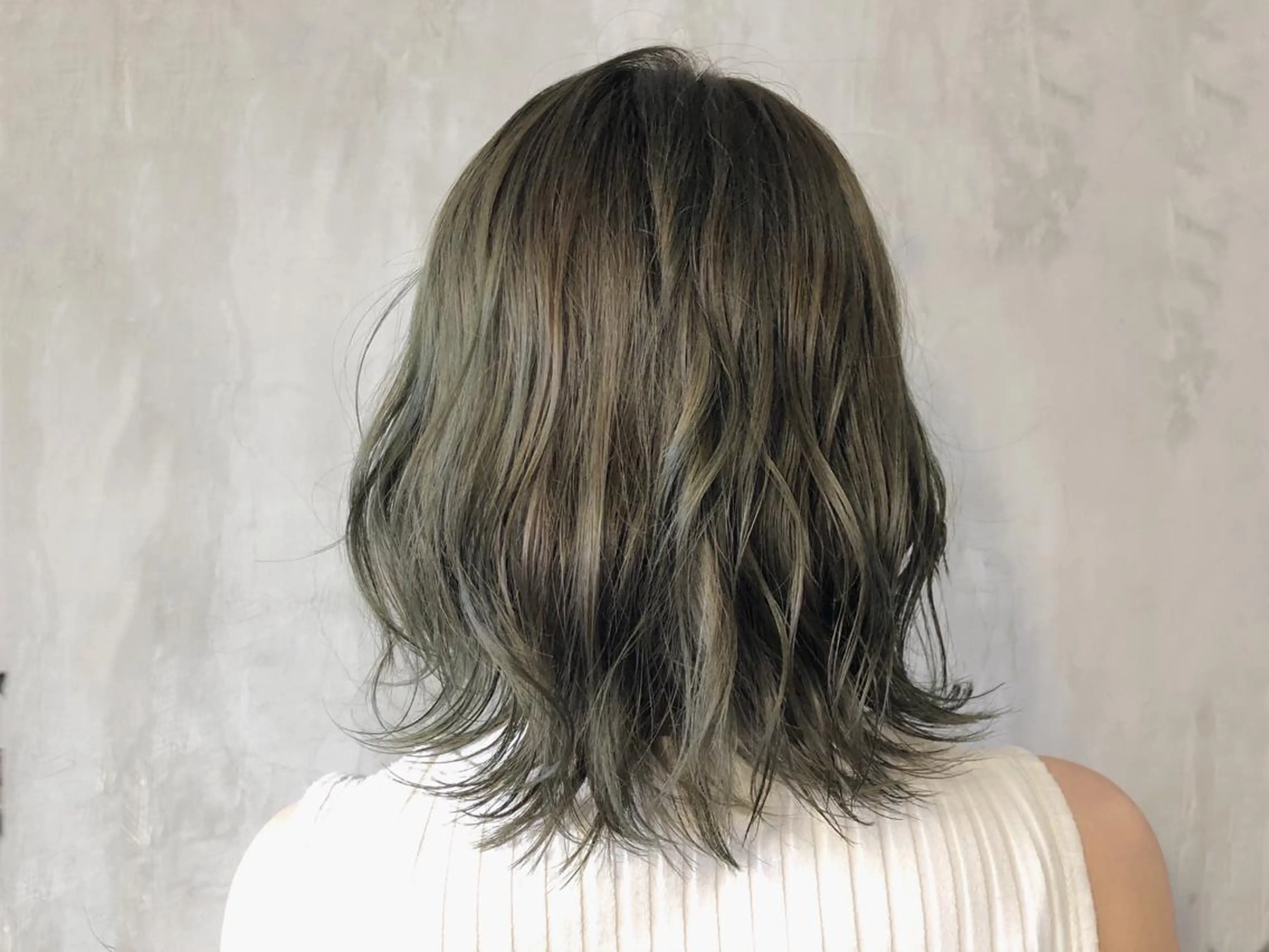 ミディアム カラー ブリーチ/美髪矯正 垢抜けヘア/そらのヘアスタイル