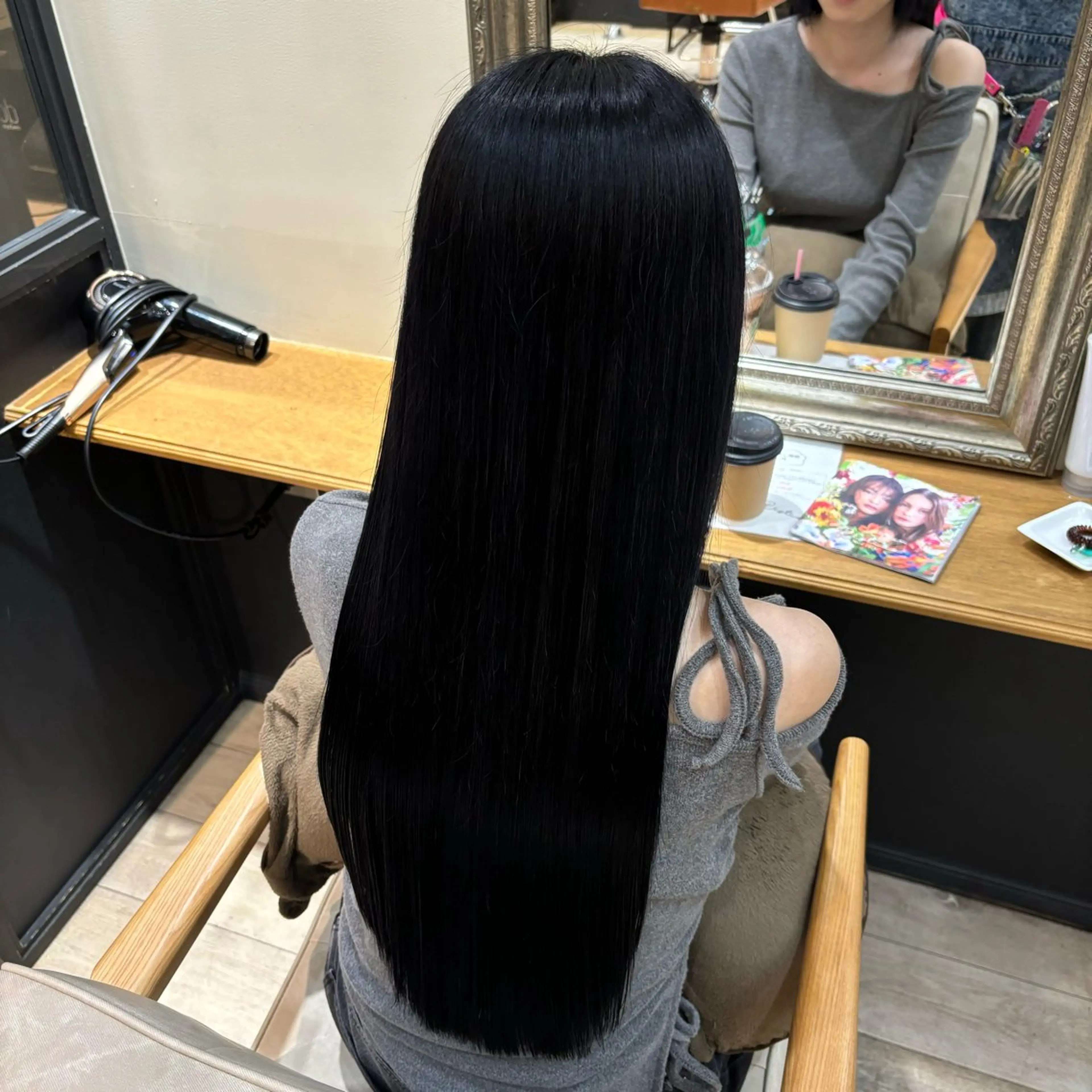 ロング カラー ヘアカラー トリートメント しおり/🍬 KOKORO🤍のヘアスタイル