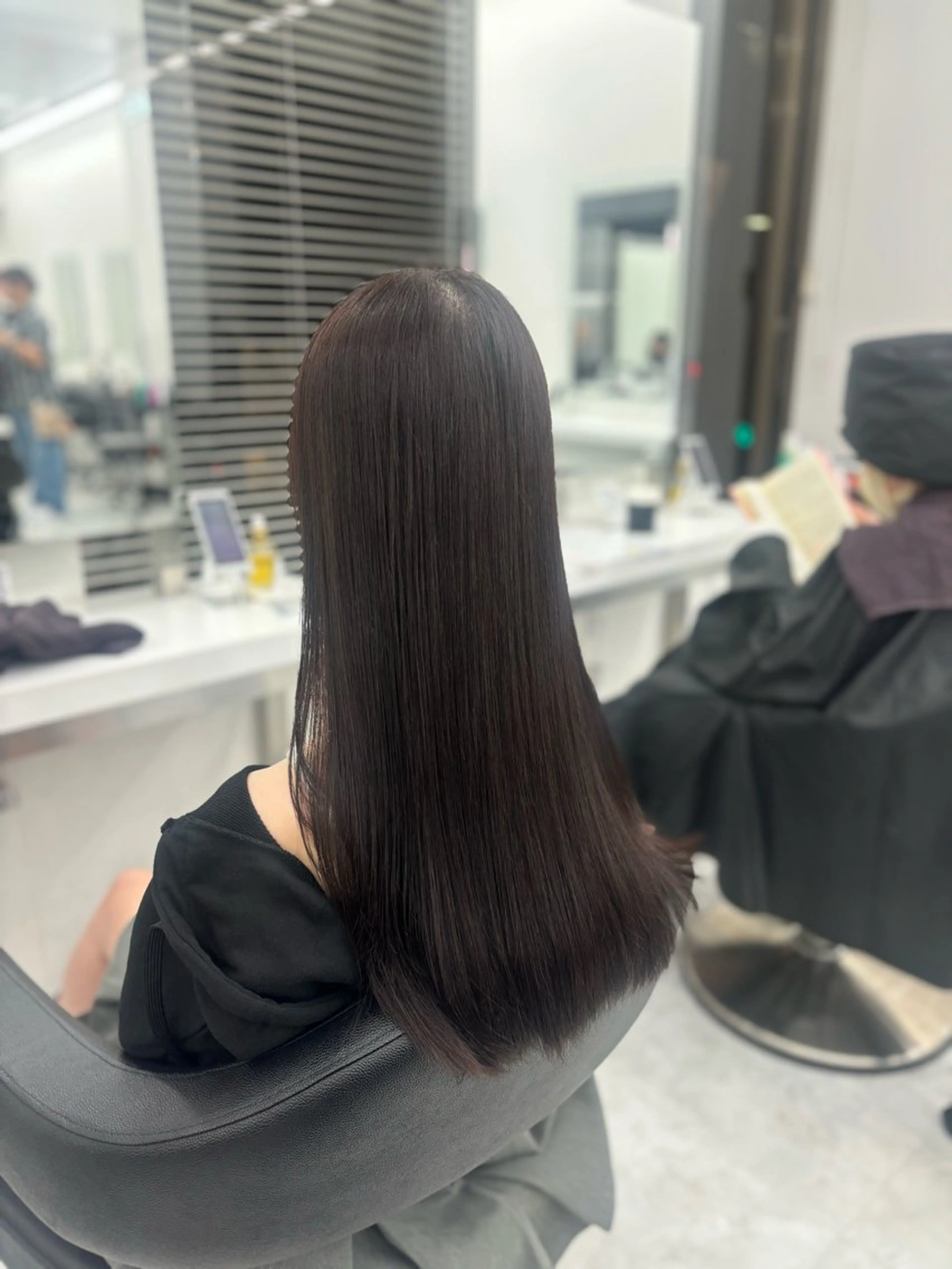ロング カラー ヘアカラー 🤍レイヤー/顔周り 暖色hirari🤍のヘアスタイル