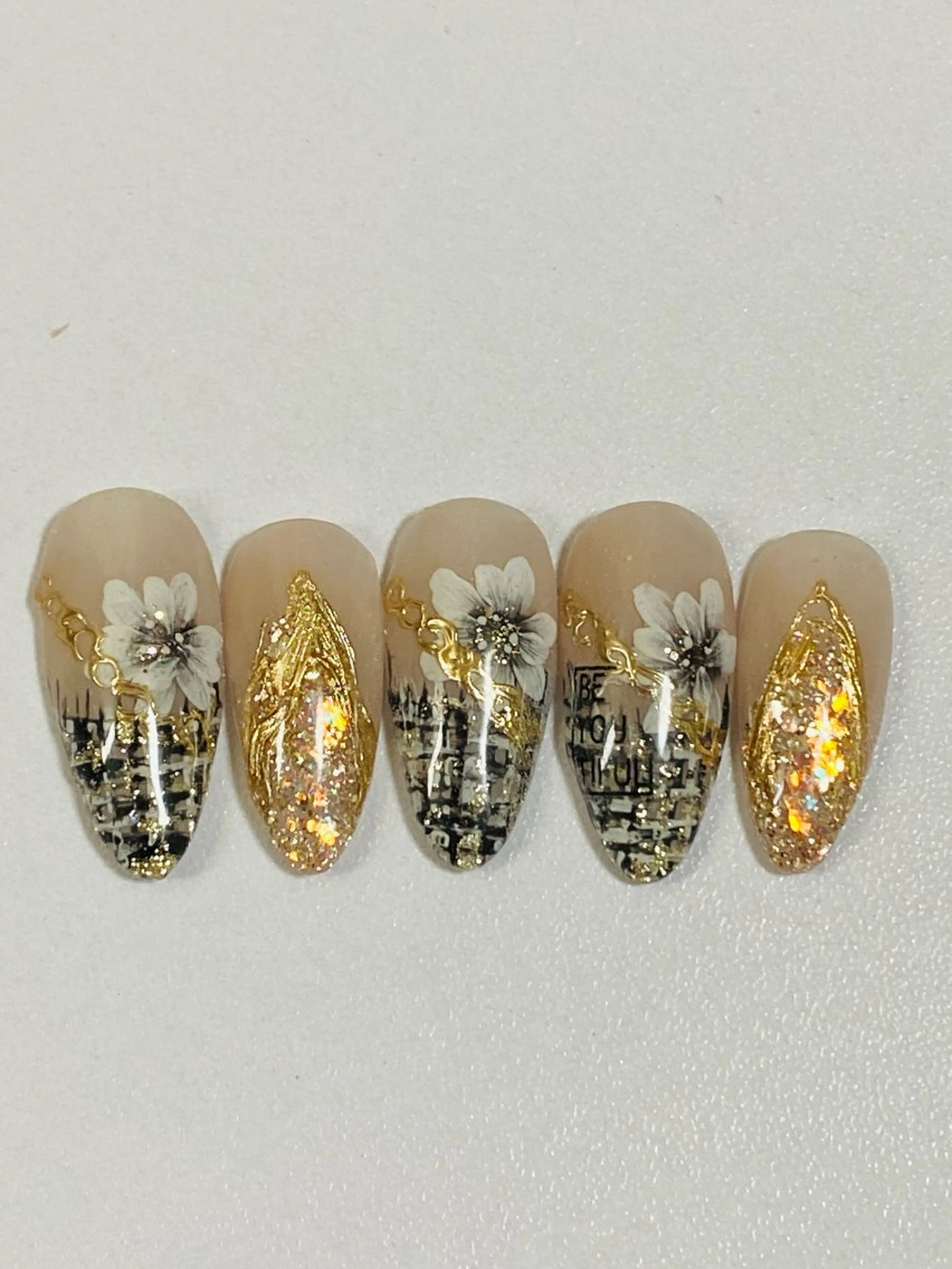 ネイル フラワーネイル ツイードネイル 自宅ネイルサロン ♦️nuance♦️のネイルデザイン