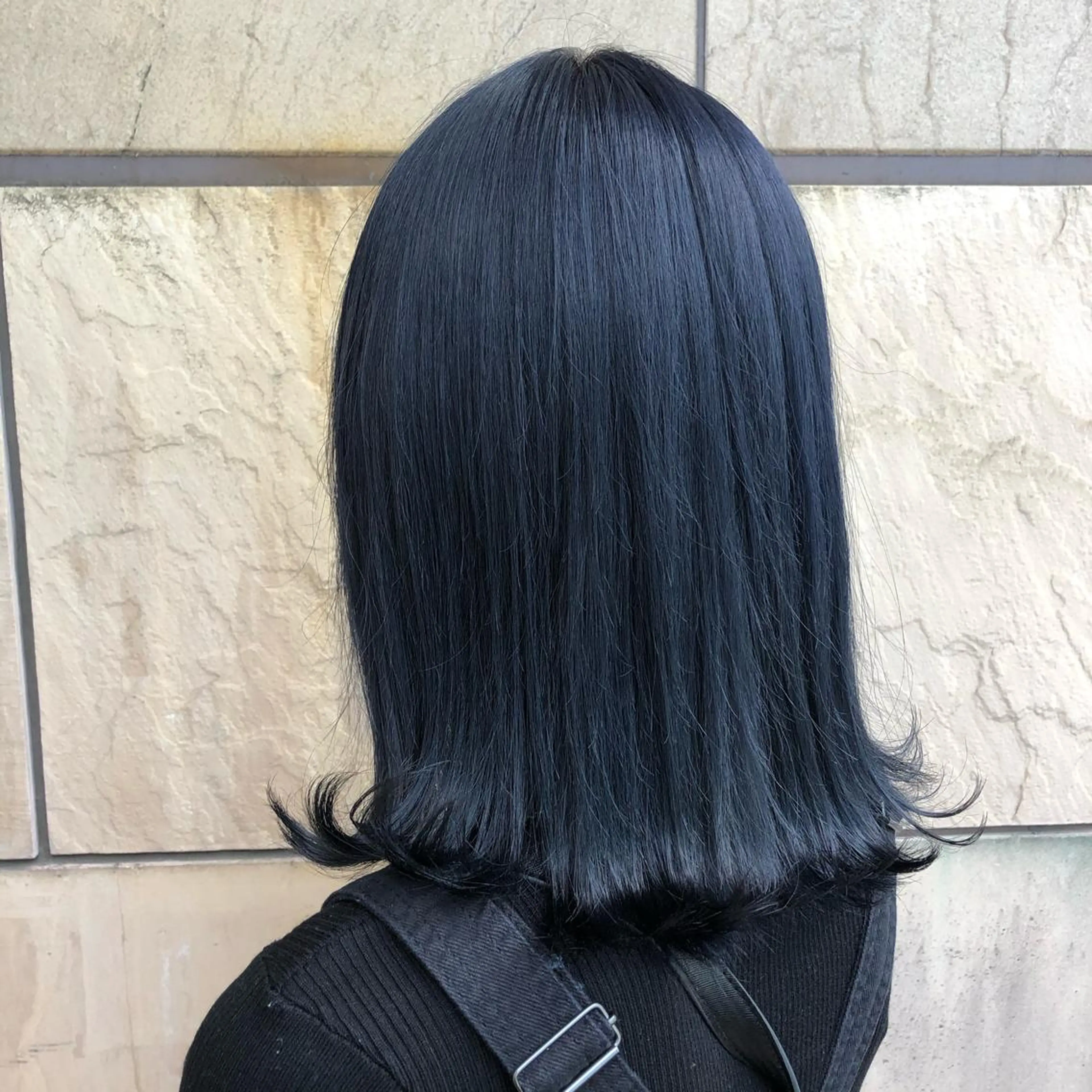 セミロング 🦄艶カラー×韓国 NANA💎🐬のヘアスタイル