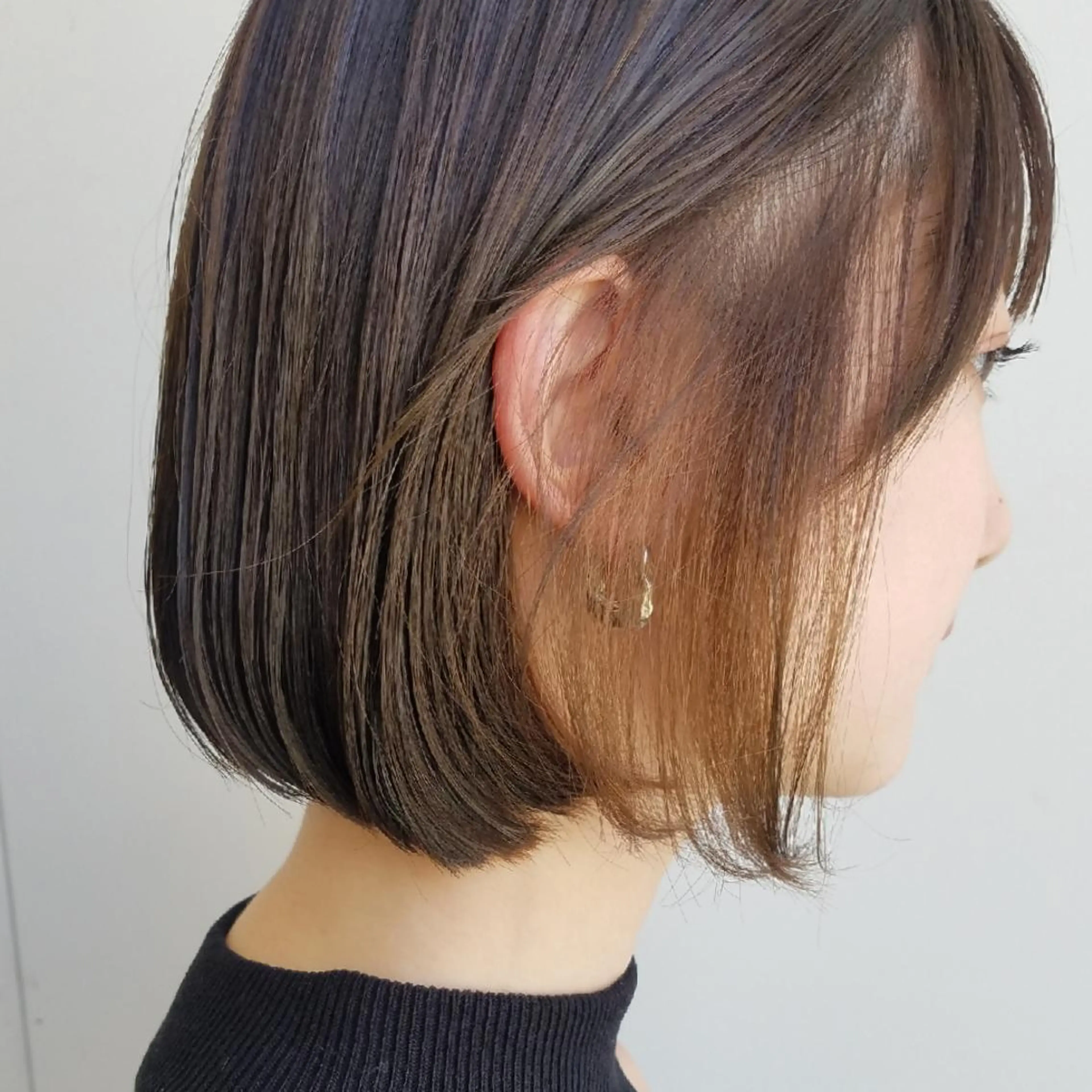 ミディアム カラー インナーカラー iplus✴ まつげ、眉毛、耳つぼのマツエク・マツパデザイン