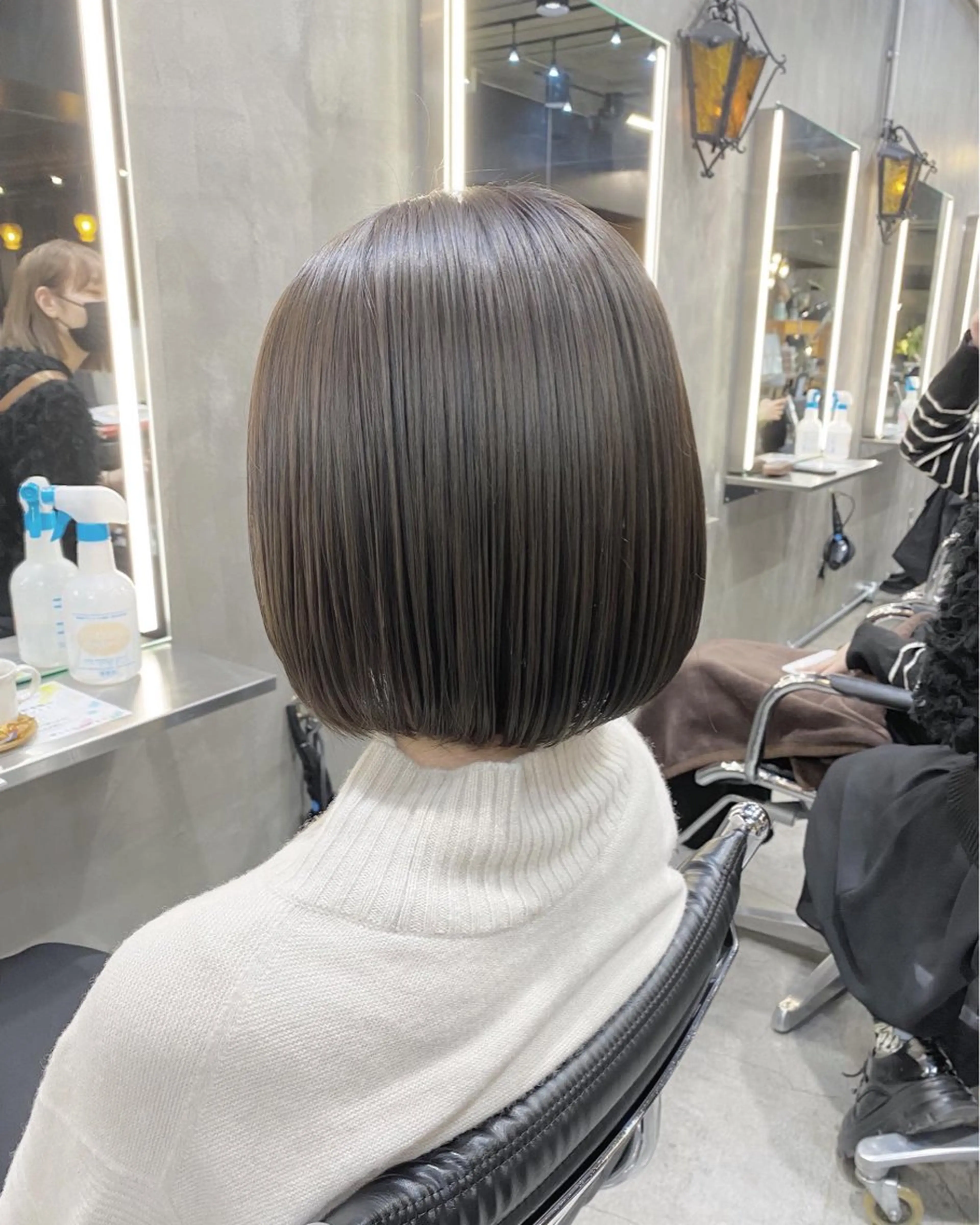 ショート カラー グレージュ ボブ ブリーチなしダブル カラー🧸🐺陽介のヘアスタイル