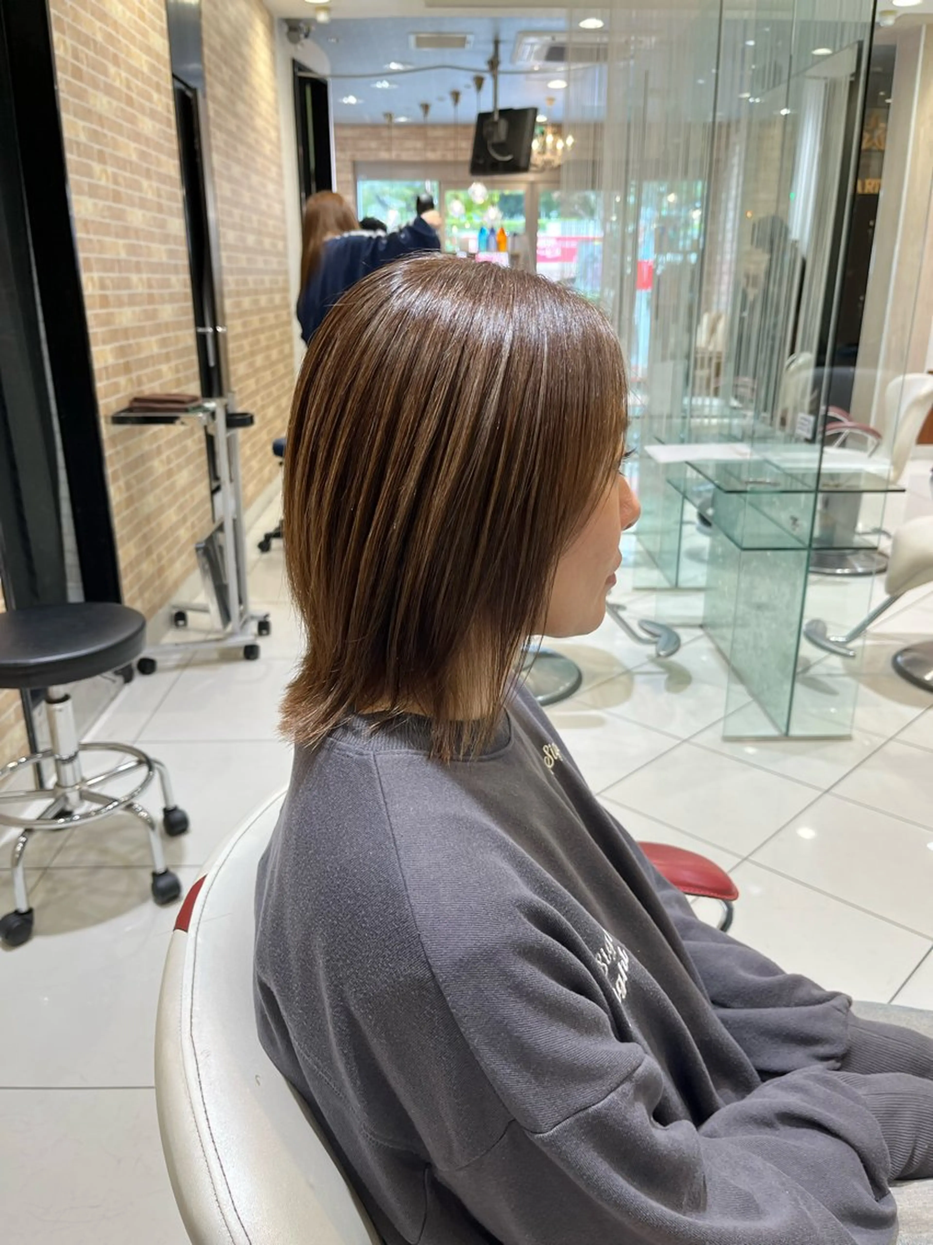 ミディアム 髪質改善美容師 鈴木のヘアスタイル